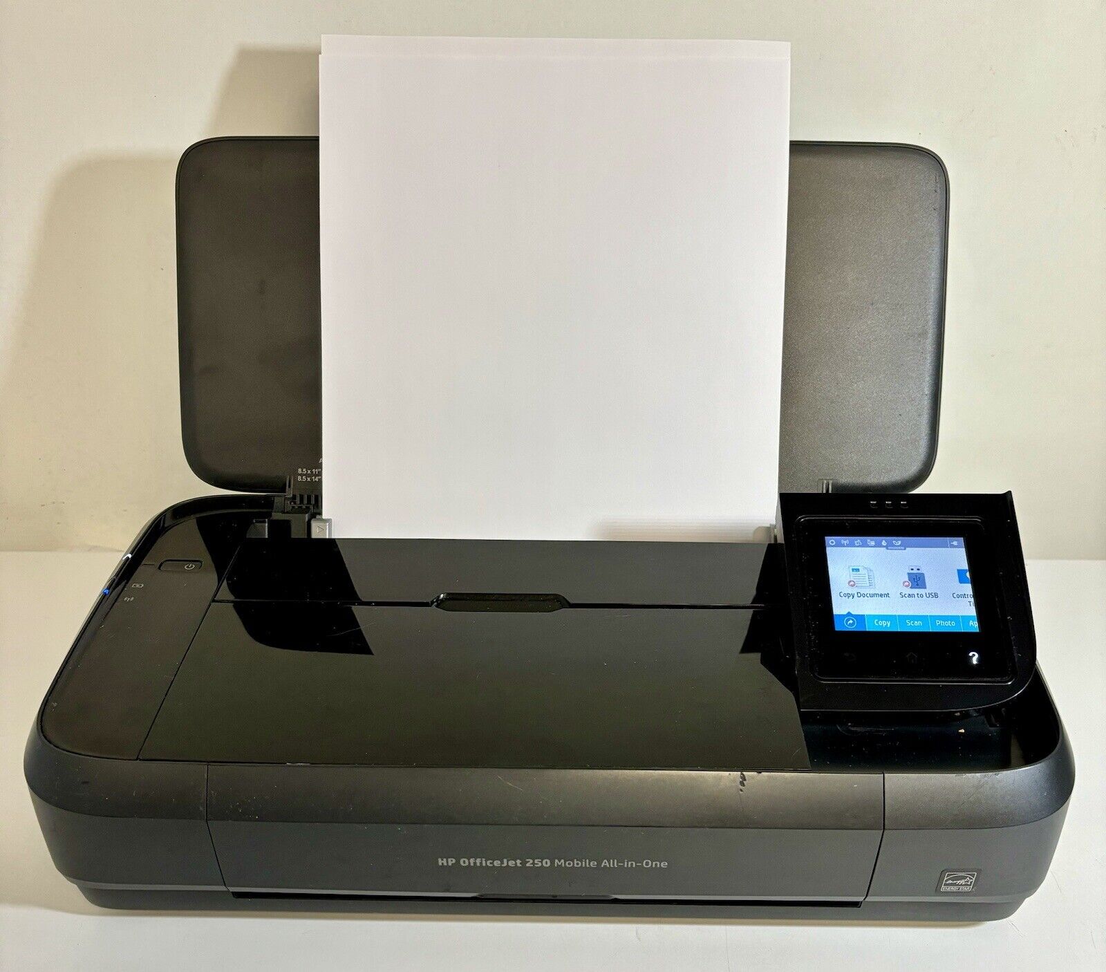HP OfficeJet 250 Mobile All-in-One Printer  Only 800 Pages