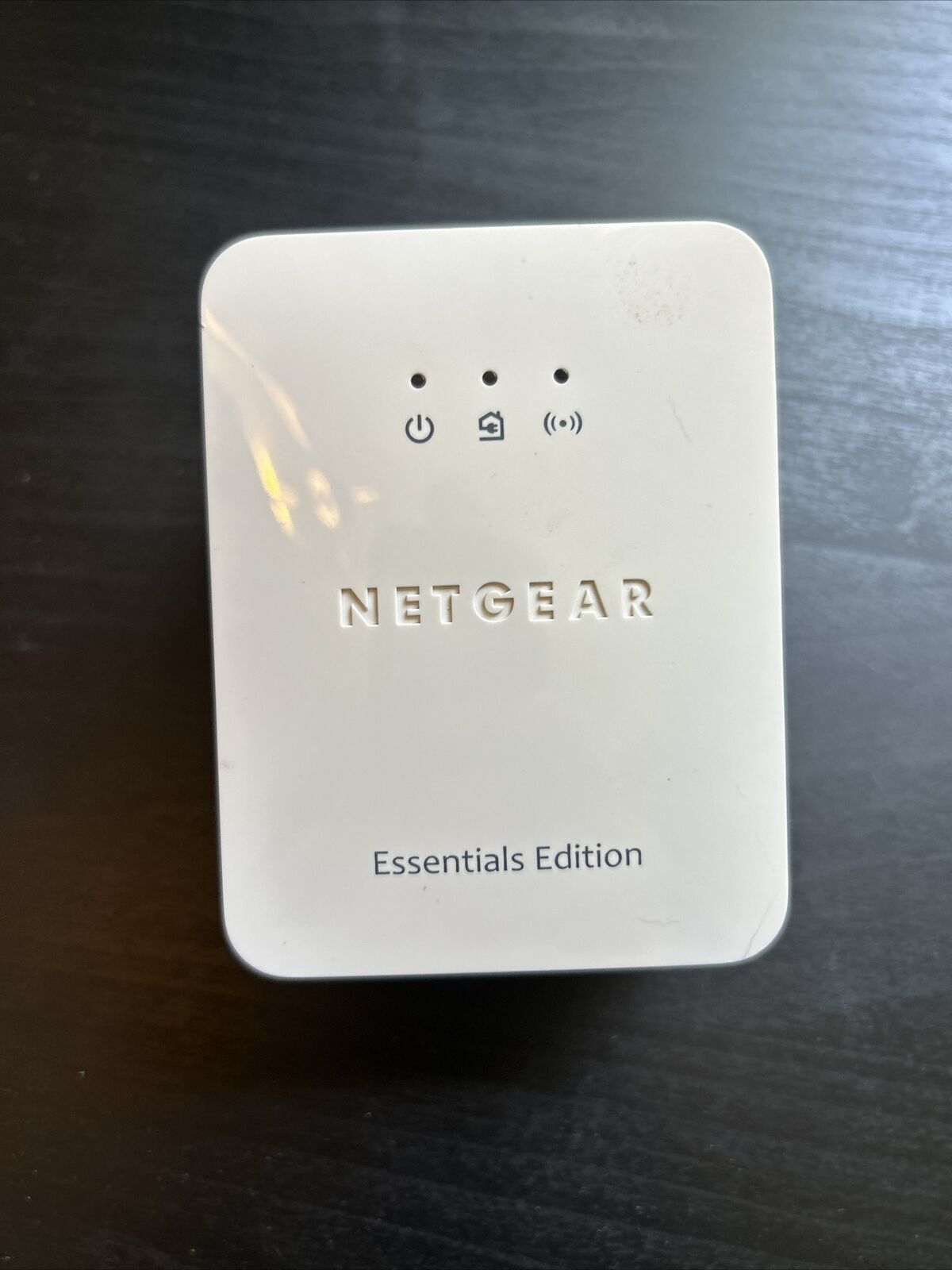 Netgear Powerline 500 WiFi Range Extender Essentials Edition