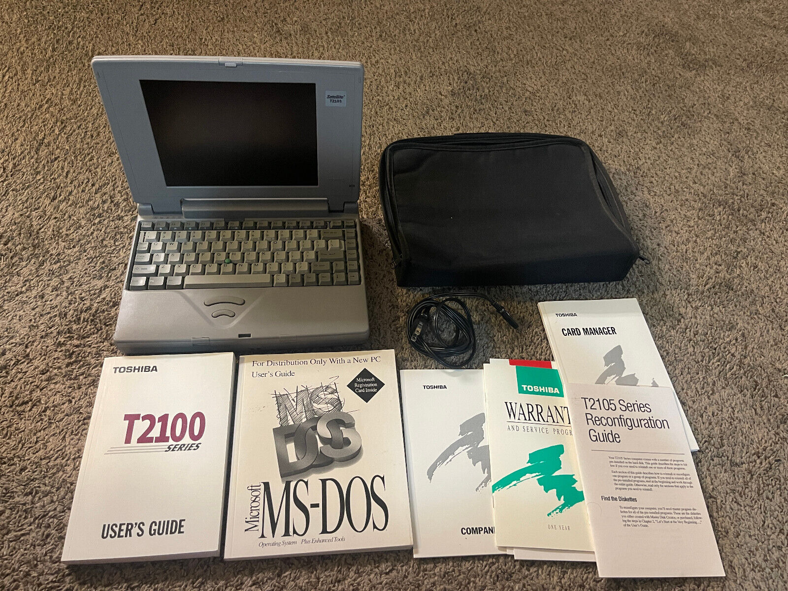 Toshiba Satellite T2105. 24MB Vintage Laptop. NO HDD. DEAD BATTERY.