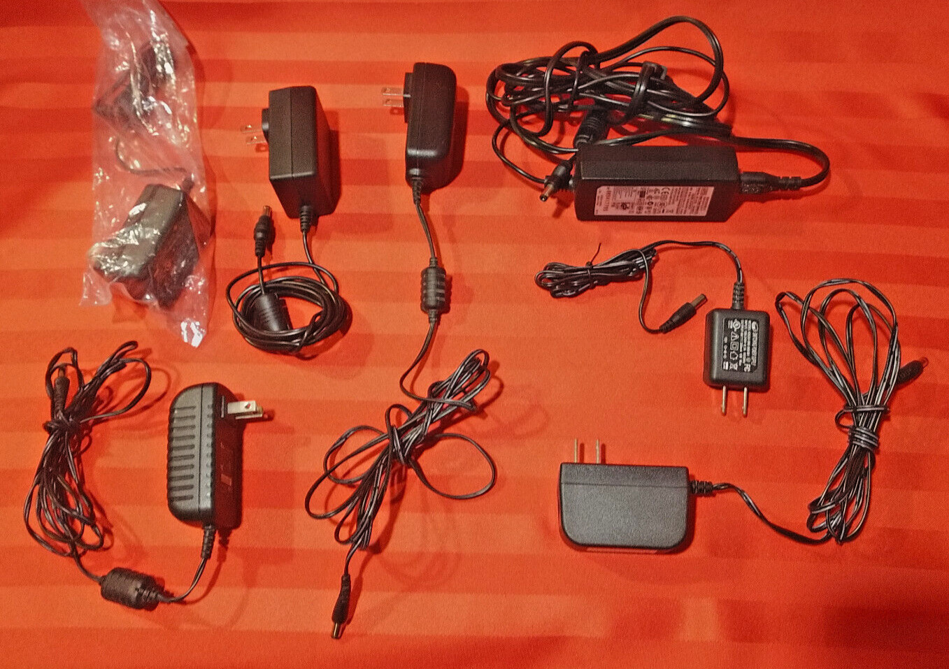 Lot of 7 misc Power Supplies/AC Adapters (6V & 12V outputs). All working. Nice