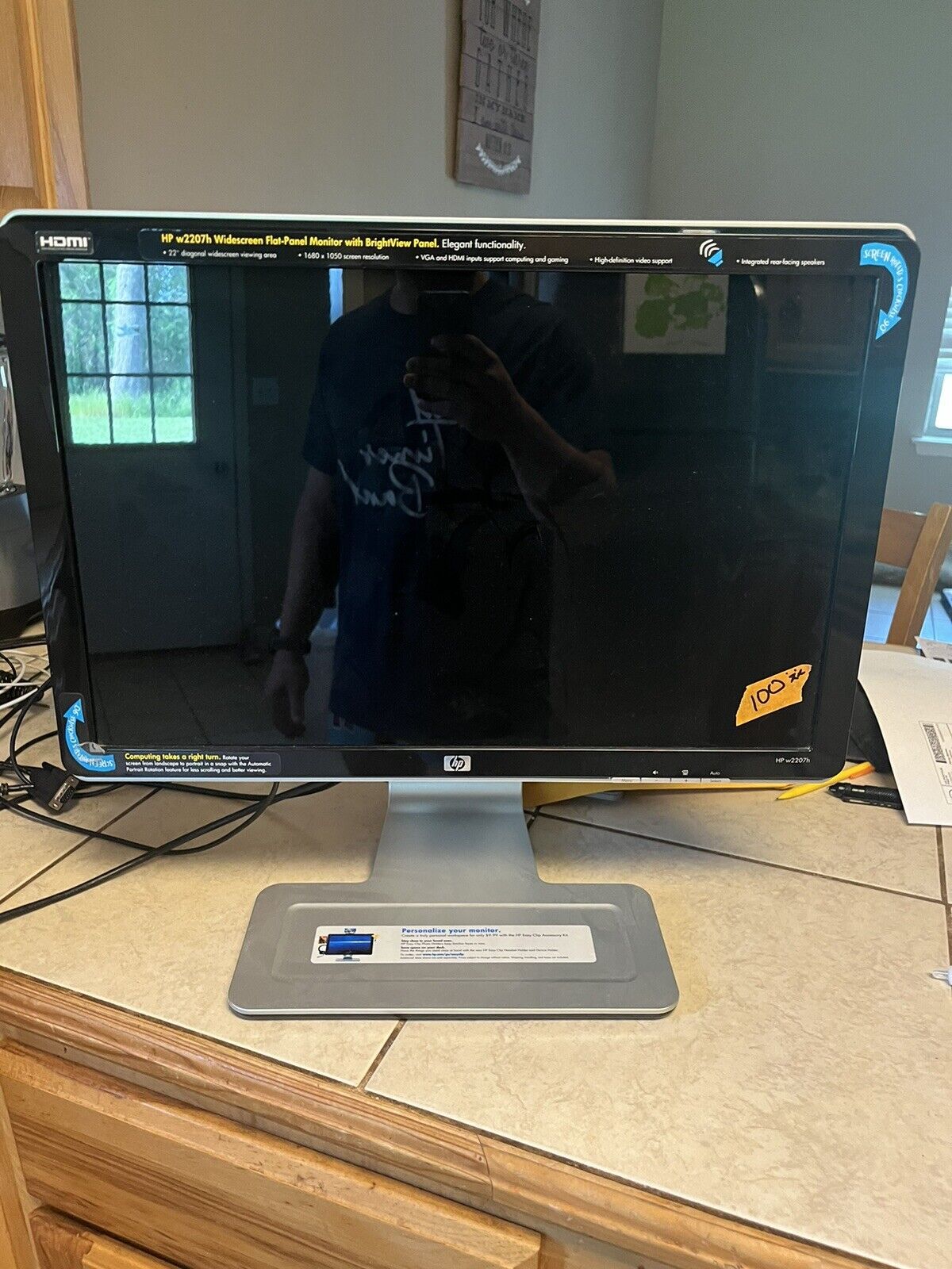 HP W2207H LCD Monitor