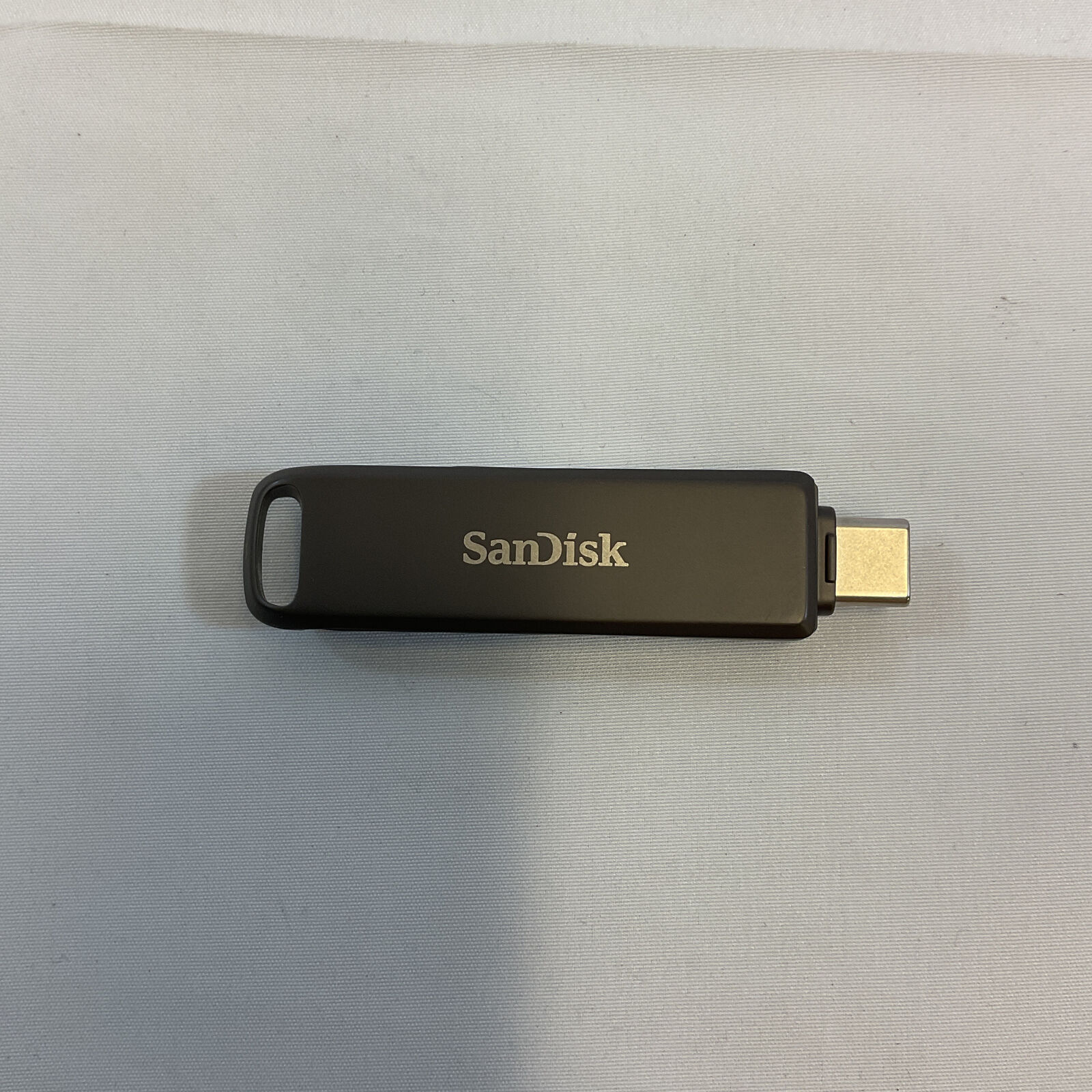 SanDisk iXpand Black 256GB Flash Drive Luxe Compatible With iPhone & USB Type-C 