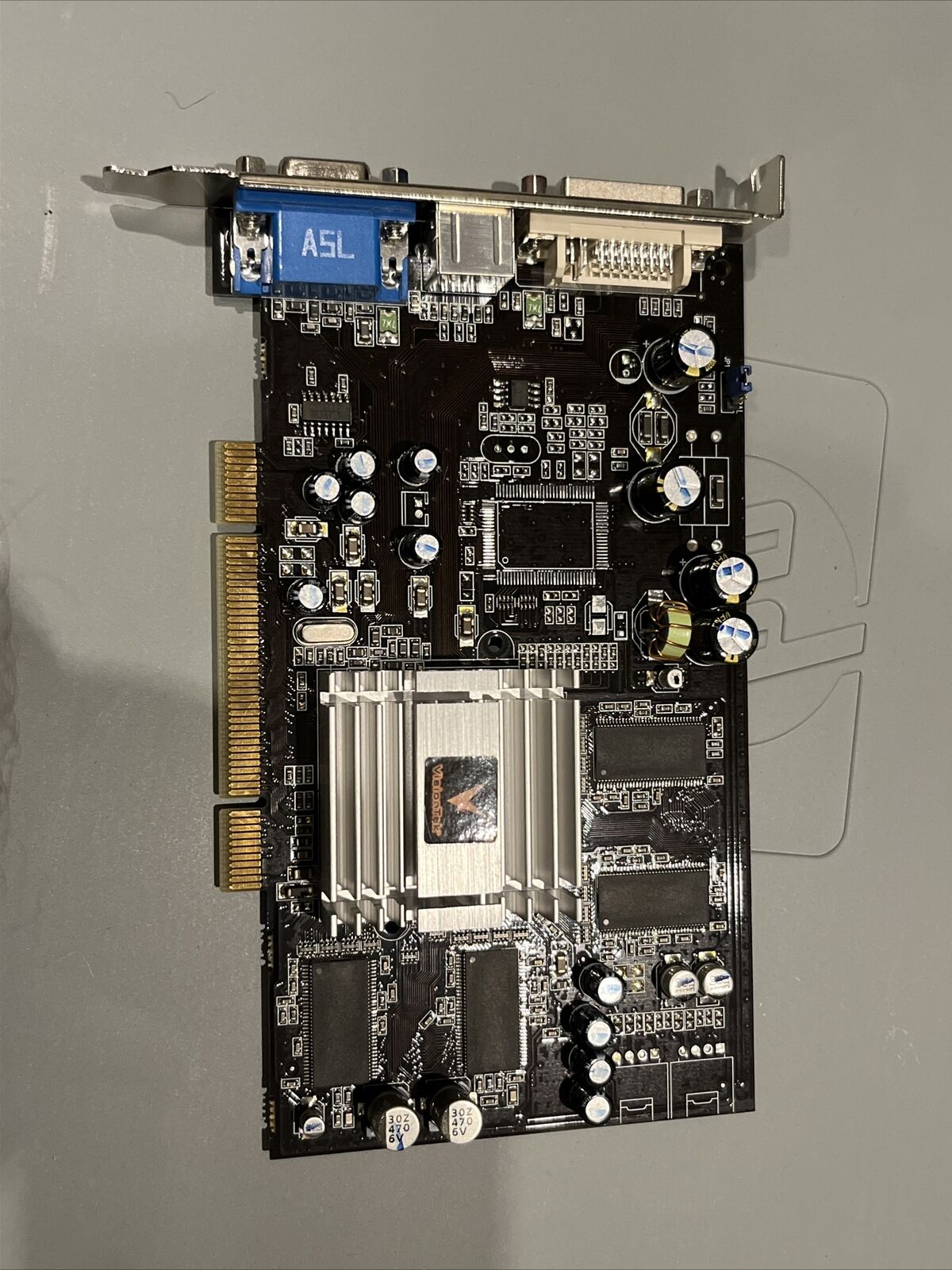 VisionTek ATI Radeon 9200 256MB Graphics Card Tested And Working