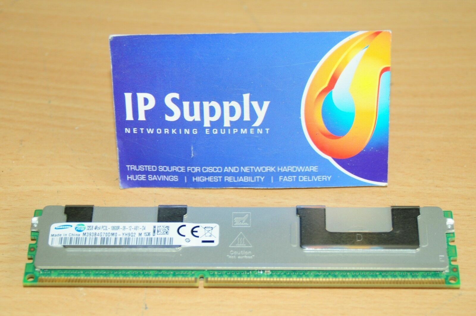 Samsung 32GB Server Memory Module M386B4G70DM0-YH9Q PC3L-12800L DDR3-1600 LRDIMM