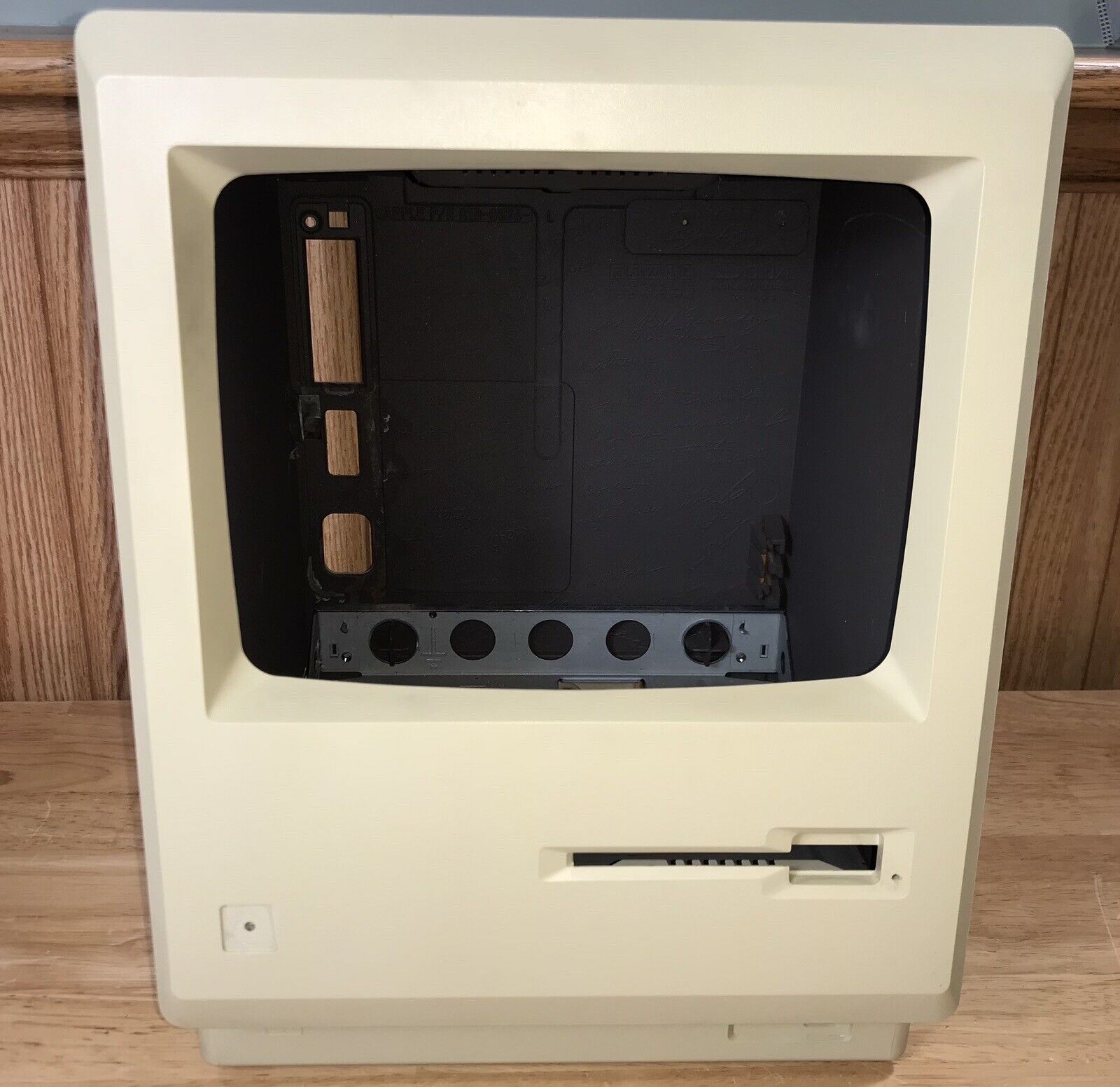 1984 Macintosh 512K Mac M0001W EMPTY CASE Housing SHELL ONLY Steve Jobs Mac 128K
