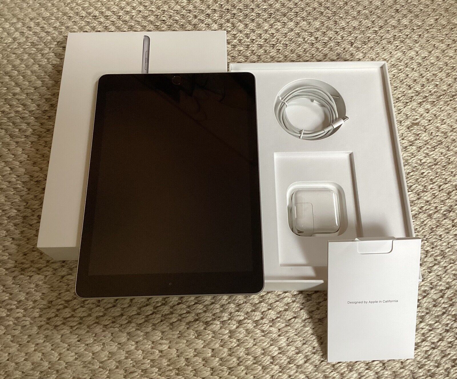 Apple iPad: In Original Box, Works Perfectly, Looks New, Bundled With Free Case