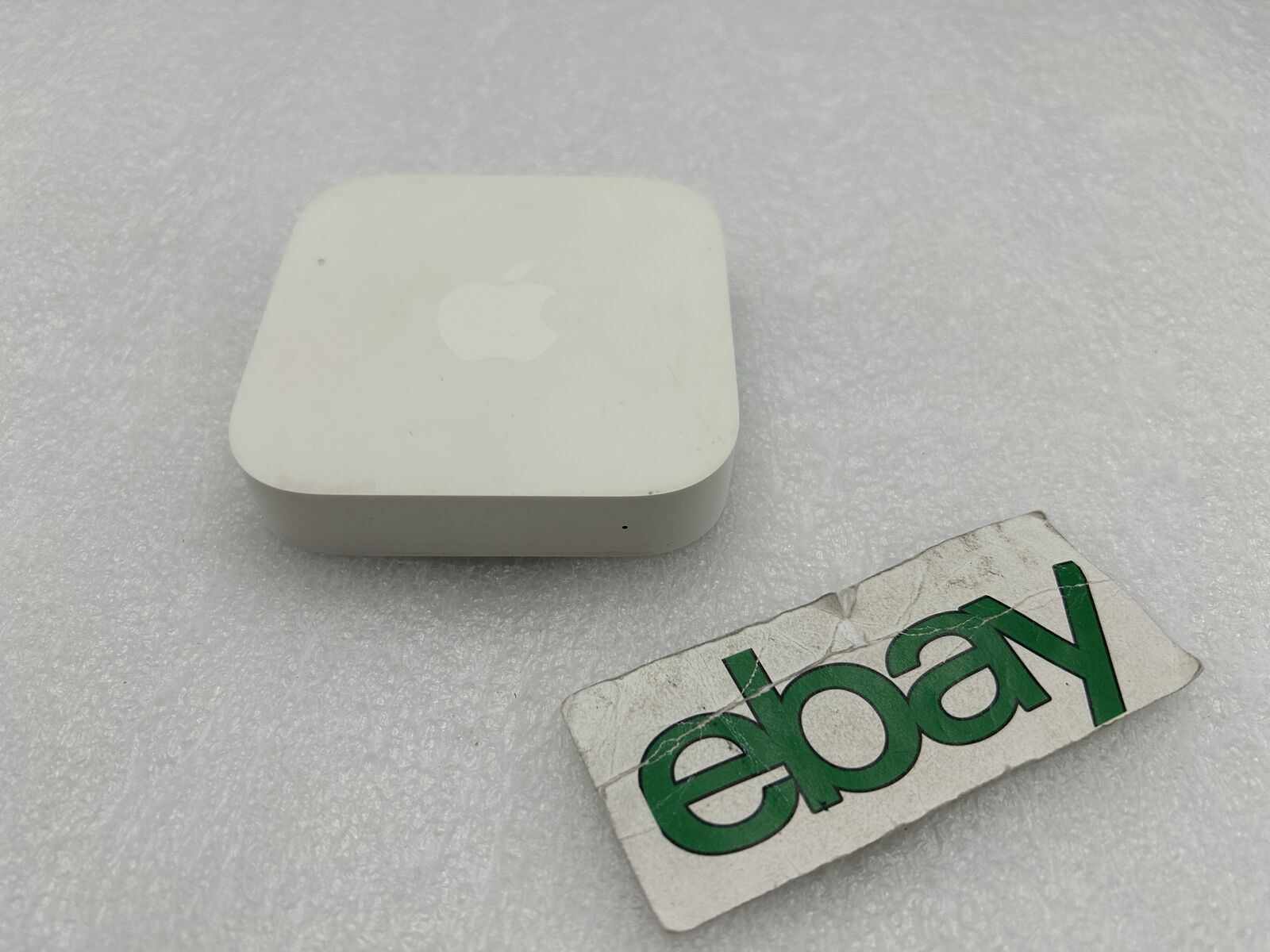Apple AirPort Express Base Station Wireless Router 2nd Gen - Model A1392