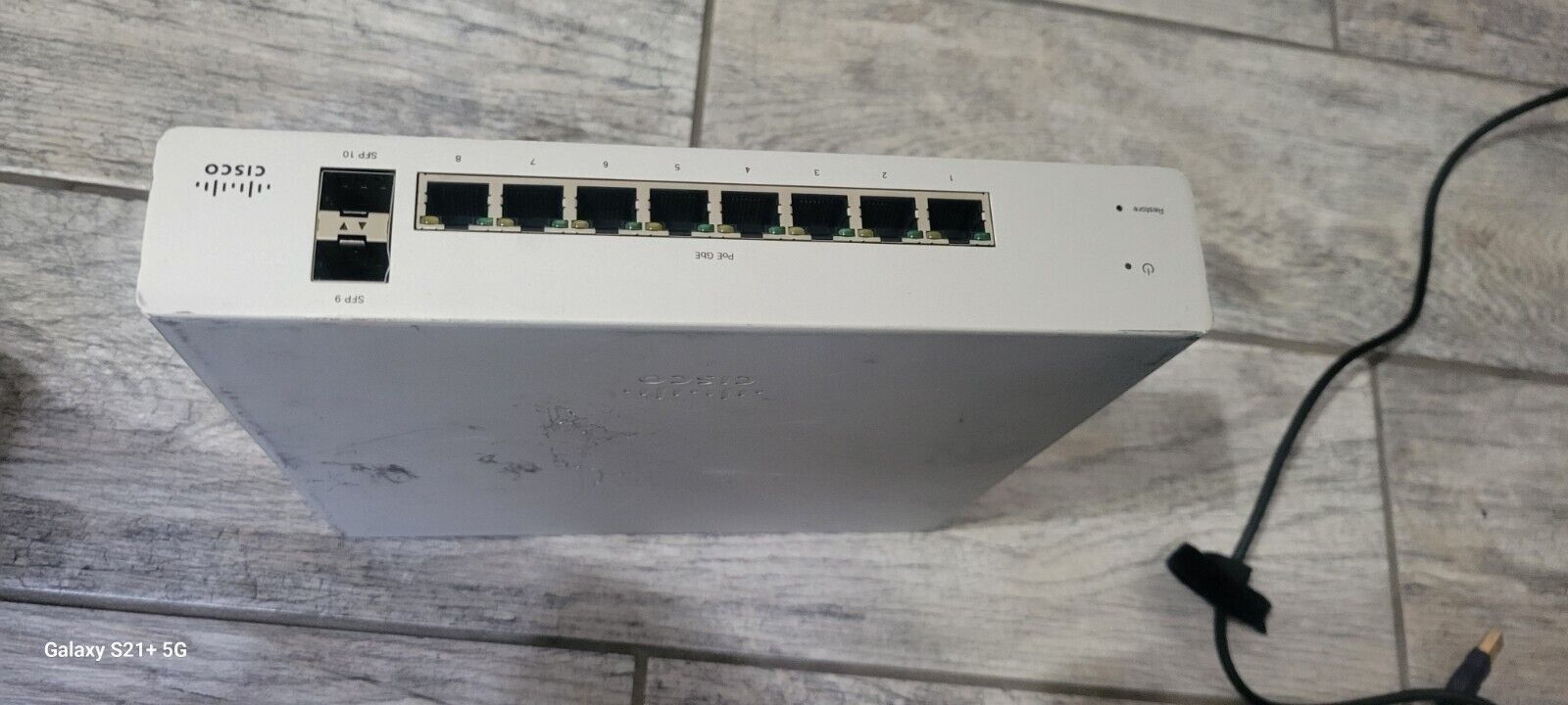 Cisco  MerakI (MS220-8P-HW) 8-Ports Desktop Ethernet Switch - UNCLAIMED