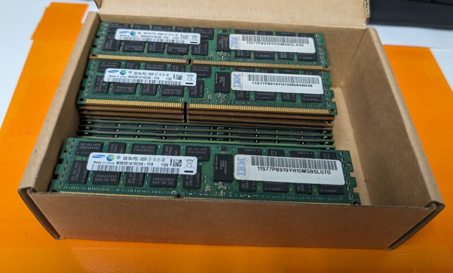 *Lot of 44* Samsung 8GB DDR3L ECC Memory Ram M393B1K70CH0-YF8 Server Ram
