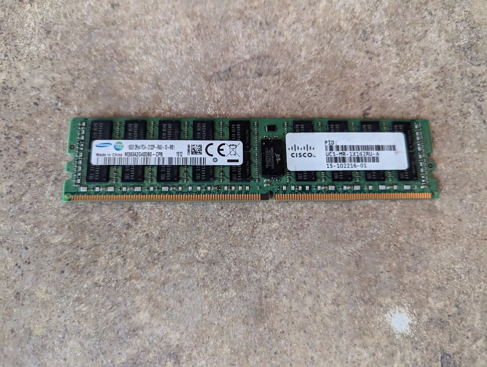 M393A2G40DB0-CPB SAMSUNG 16GB  2RX4 PC4-2133P DDR4 SERVER MEMORY ZZ2-3(3)