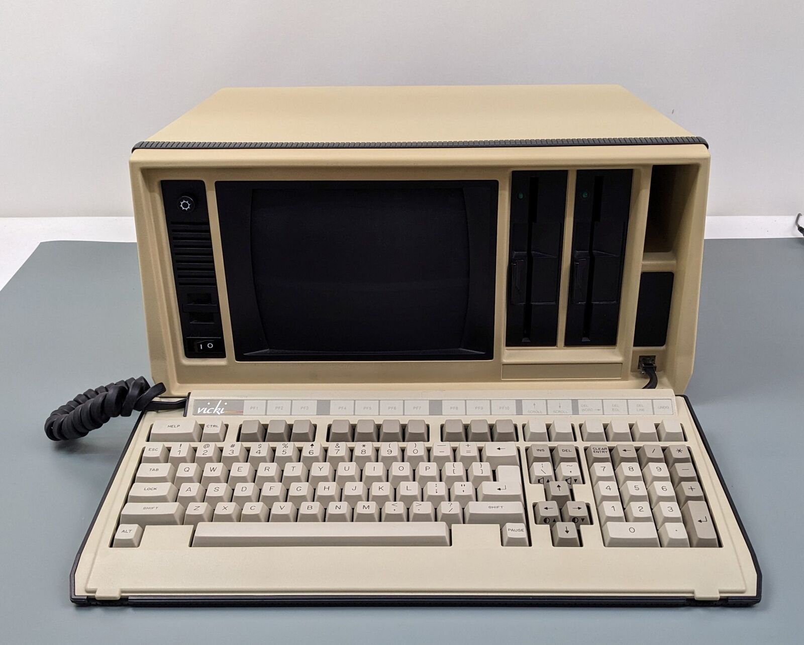 RARE Victor Vicki Portable (Victor 9000) Upgraded, Better than Compaq Portable