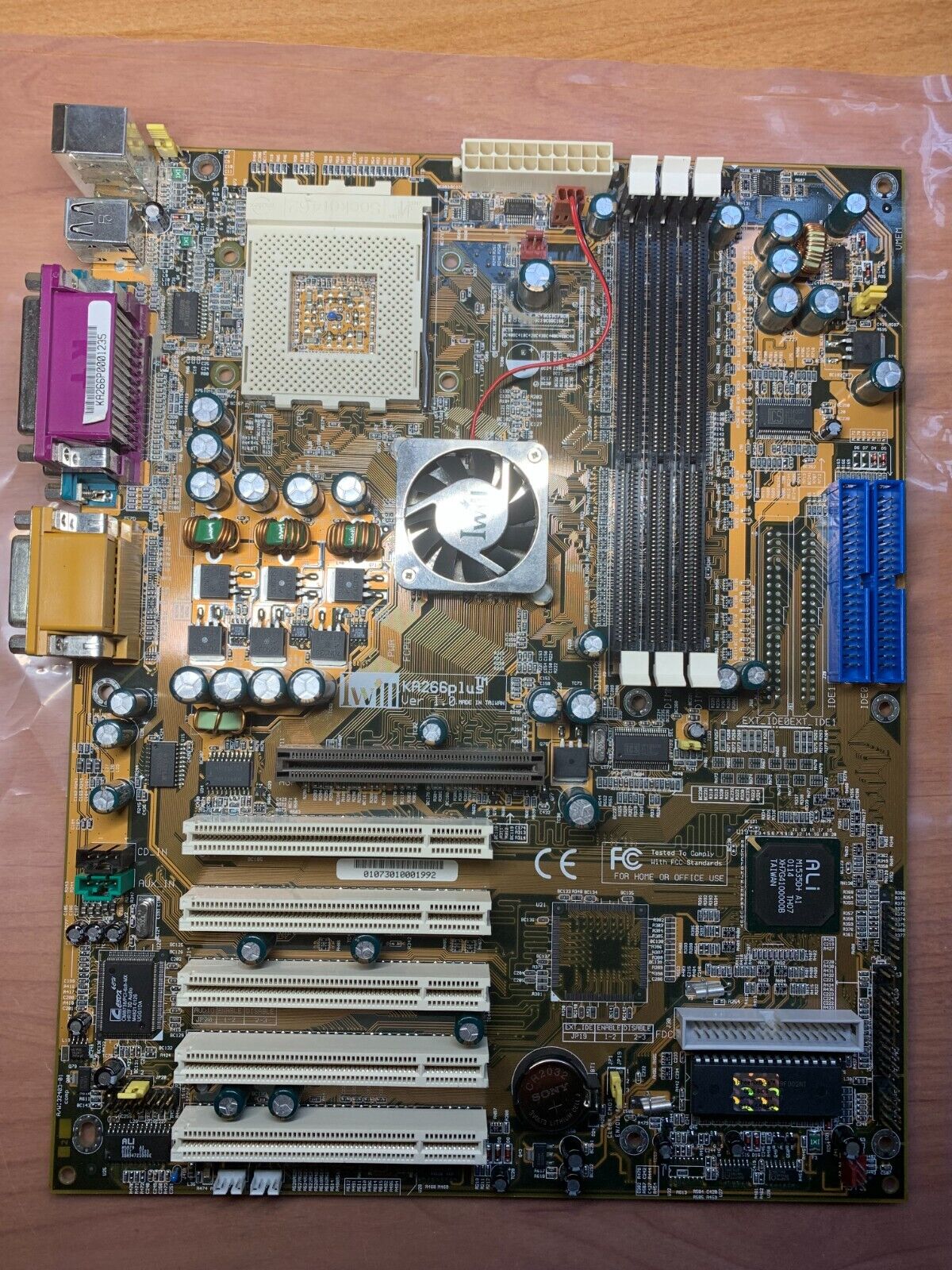 Iwill KA266Plus AMD Motherboard Socket A (462), TESTED and WORKING