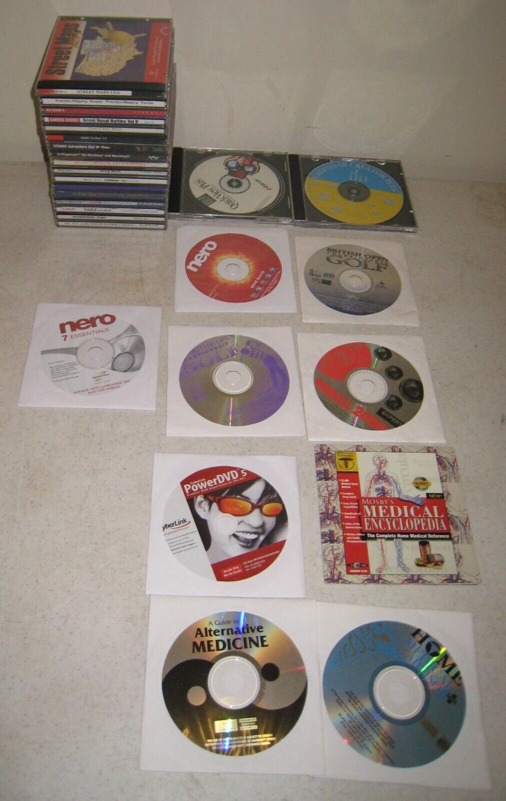 Large Lot of 28 Original Software CDs Maps Medicine Games Encyclopedia Utility