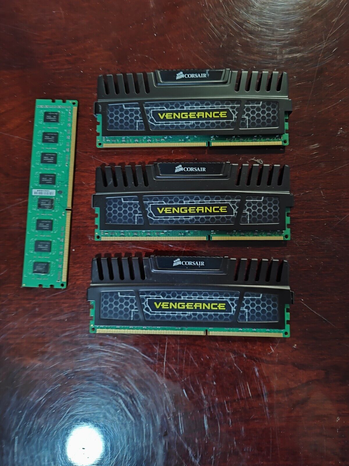 Corsair Vengeance 16gb (4x 4gb) 1866MHz DDR3 RAM Memory