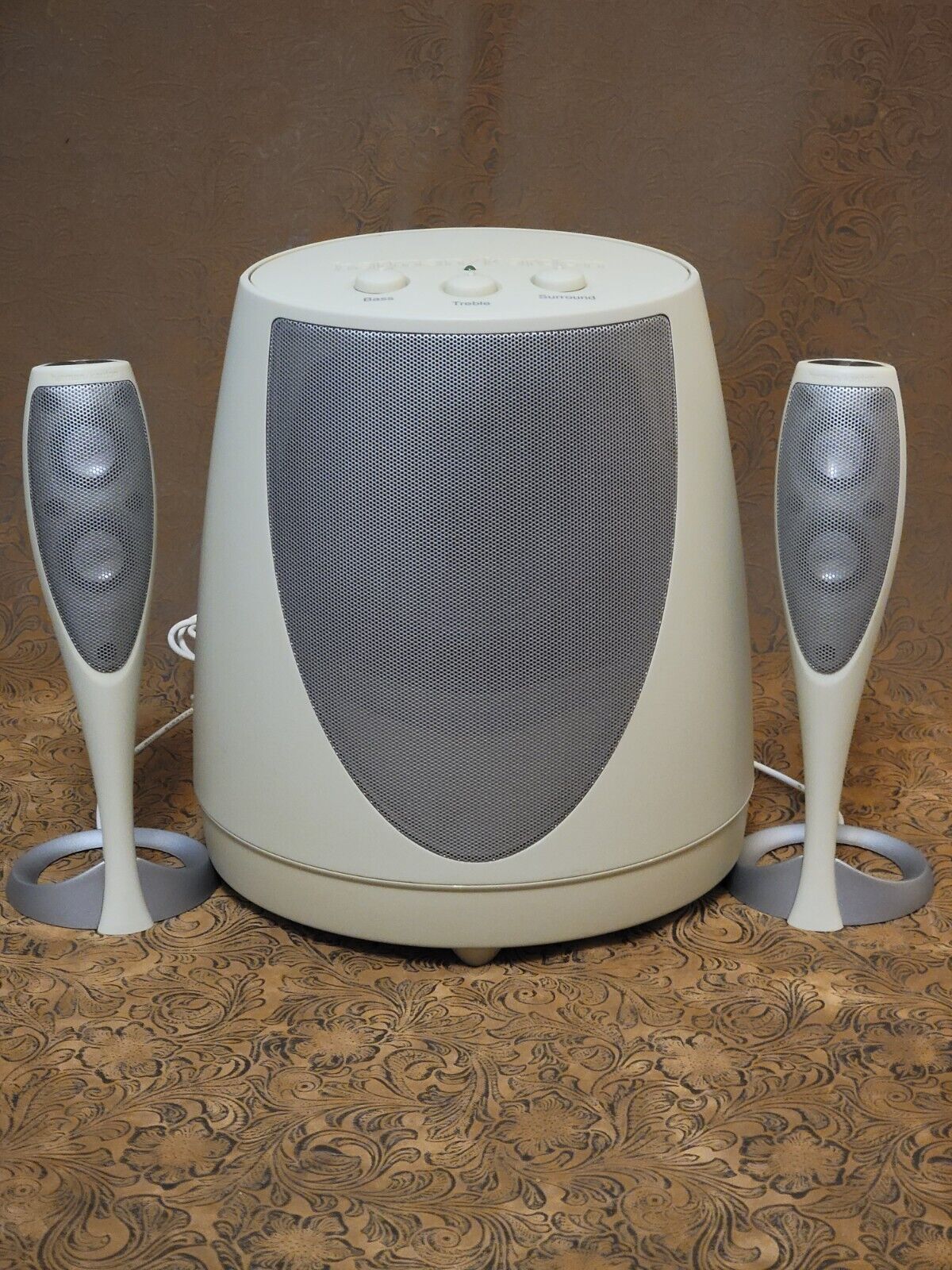 Vintage White Harmon Kardon Computer Subwoofer & Speakers HK695-01 - TESTED - ⱴ