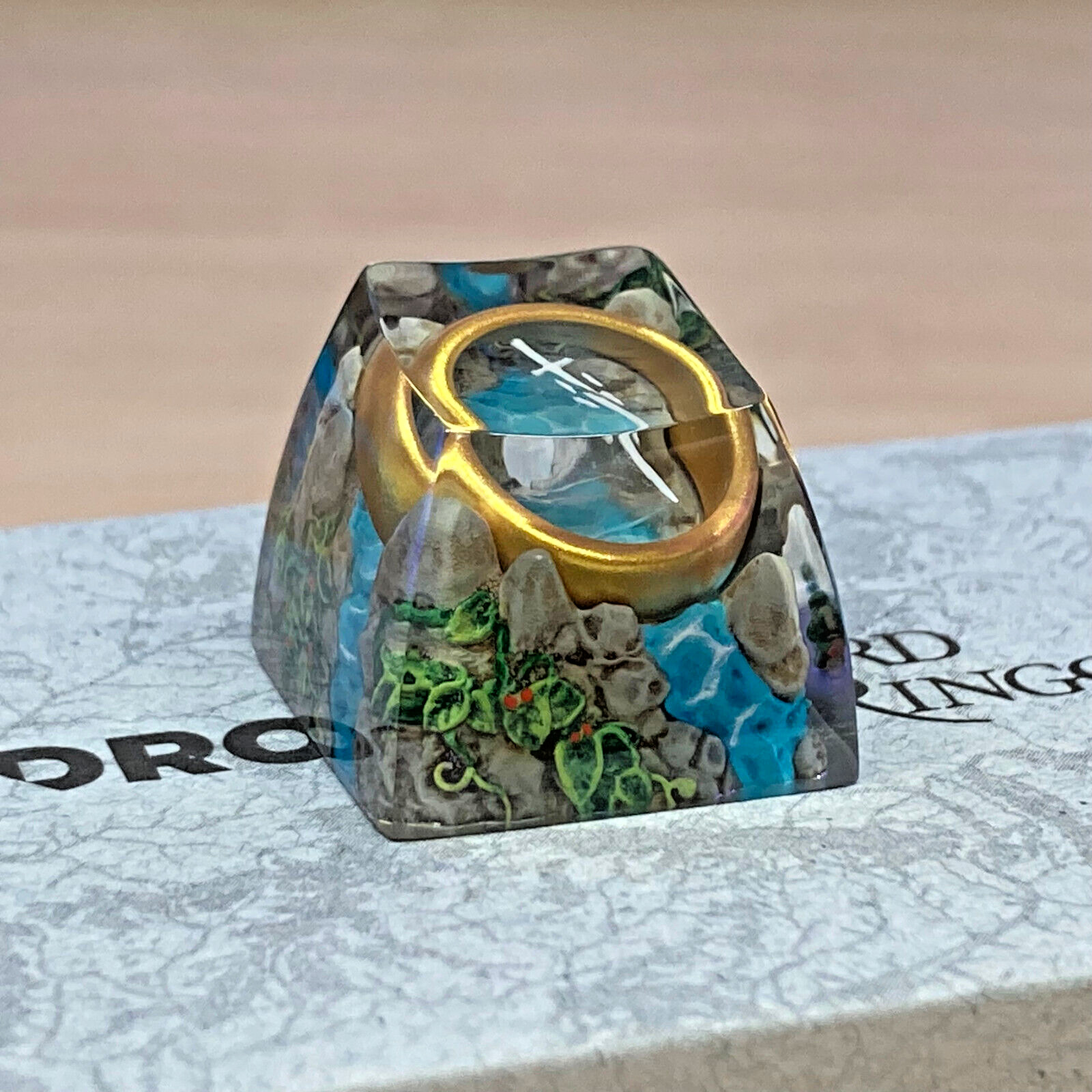 *Drop + The Lord of the Rings The One Ring Artisan Resin Keycap - Anduin*