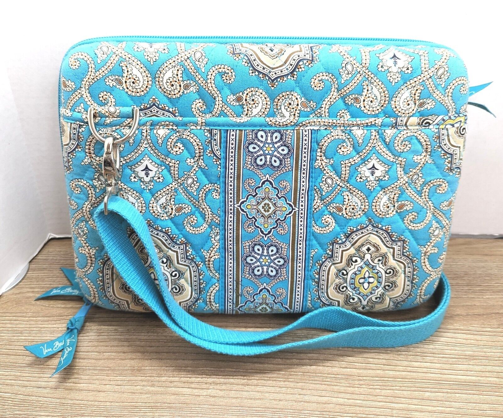 Vera Bradley Quilted Hard Shell Tablet Case W/Strap 12x8.5 Blue Paisley Print