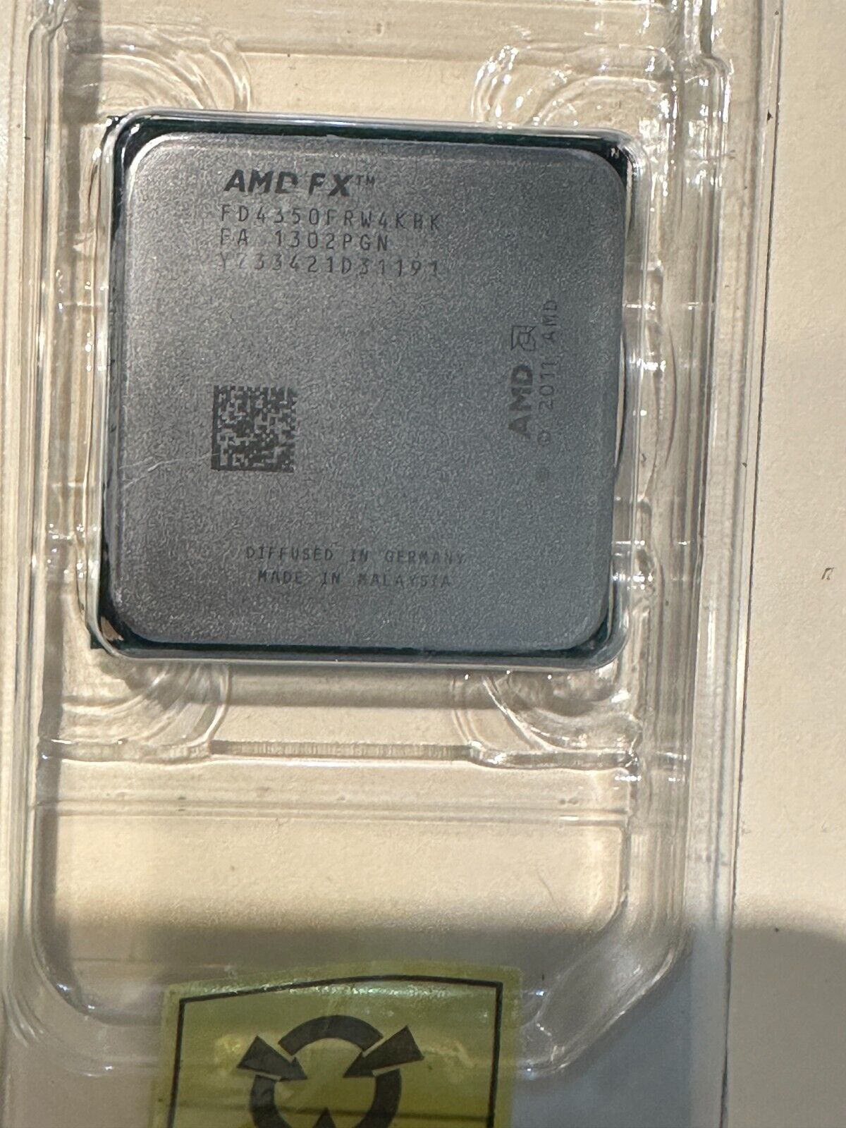 AMD FX 4350 FD4350FRW4KHK 4.2 - 4.3 GHz AM3+ Quad-Core Processor