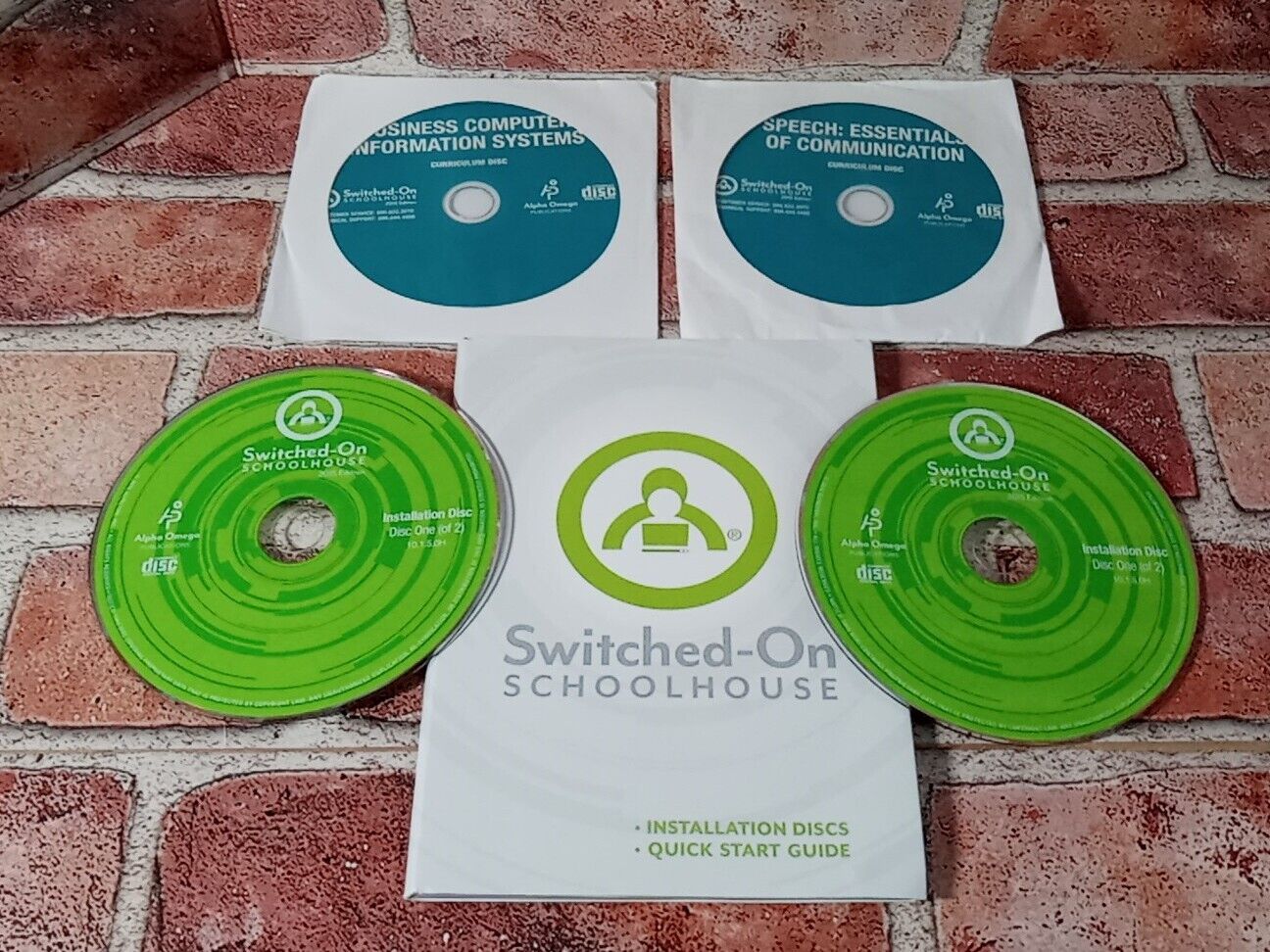 2015 Switched On Schoolhouse Business Computer & Speech With Installation Discs 