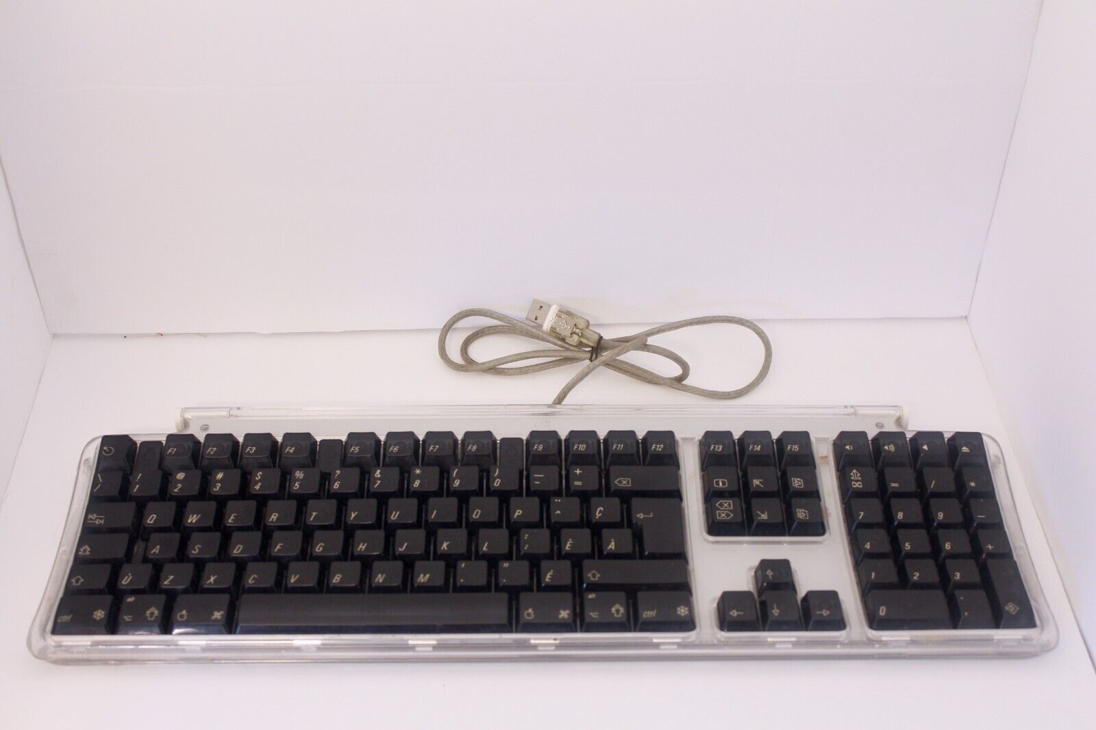Vintage Apple Pro Keyboard M7803 (Silver w/Black Keys) Wired-USB Full Sized
