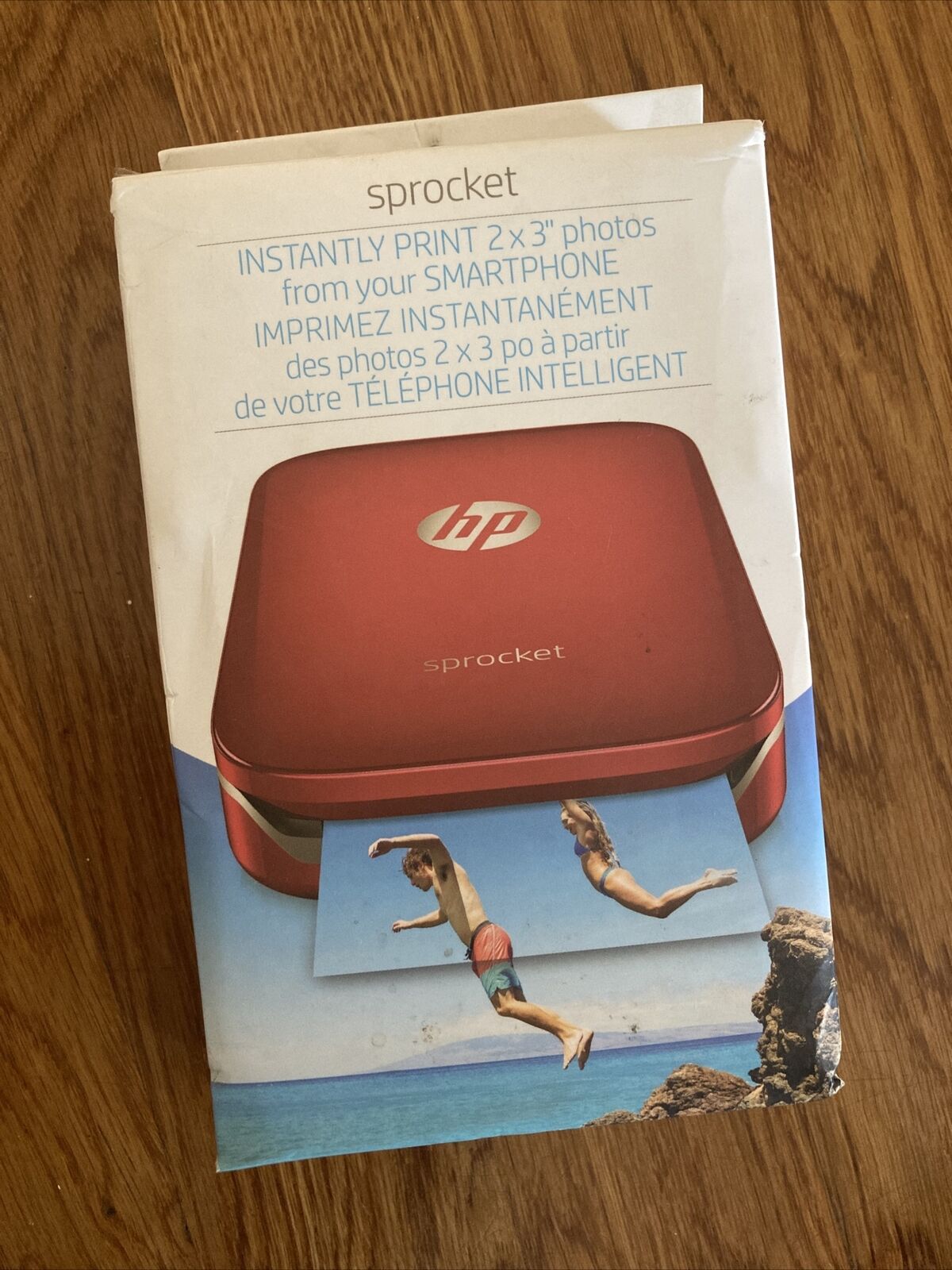 HP Sprocket Bluetooth Photo Printer -Red BRAND NEW With Light Damaged Box