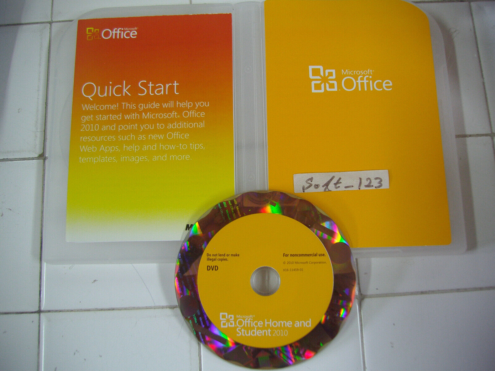 MS Microsoft Office 2010 Home and Student Family Pack Licensed For 3PCs =RETAIL=