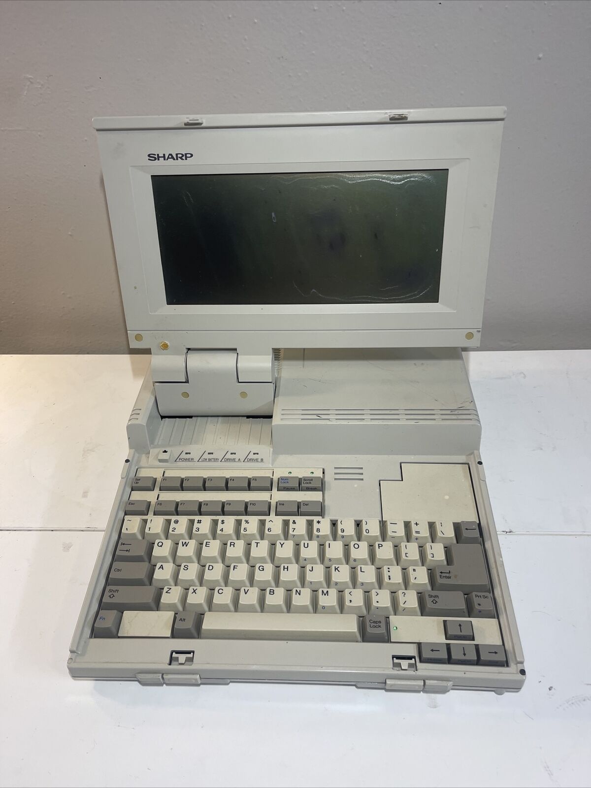 Sharp PC-4501 Vintage Laptop Computer 1988 UNTESTED AS IS