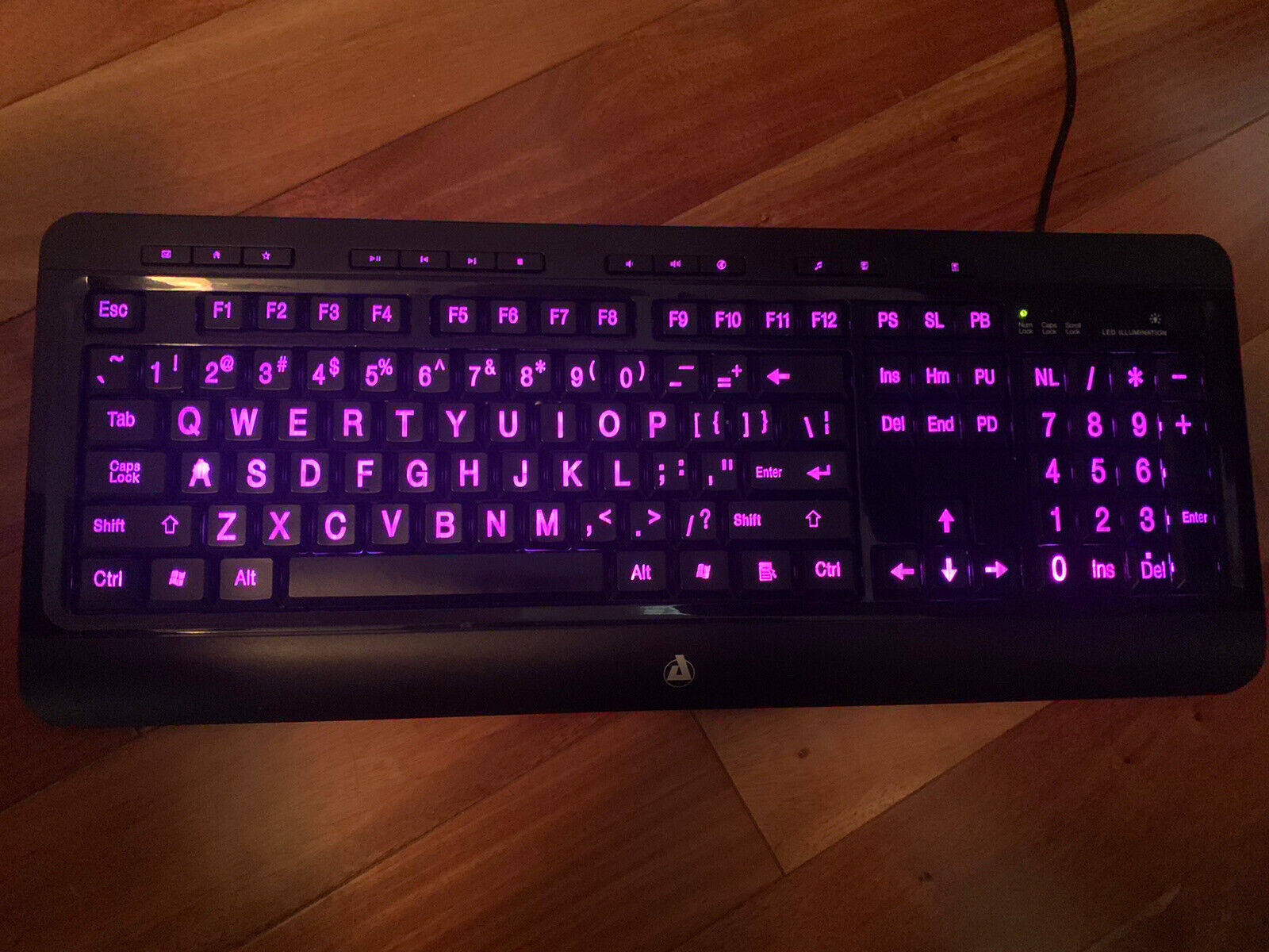 Azio KB505U Lighted Keyboard LED Backlight Multimedia Large Print 3 Color tested