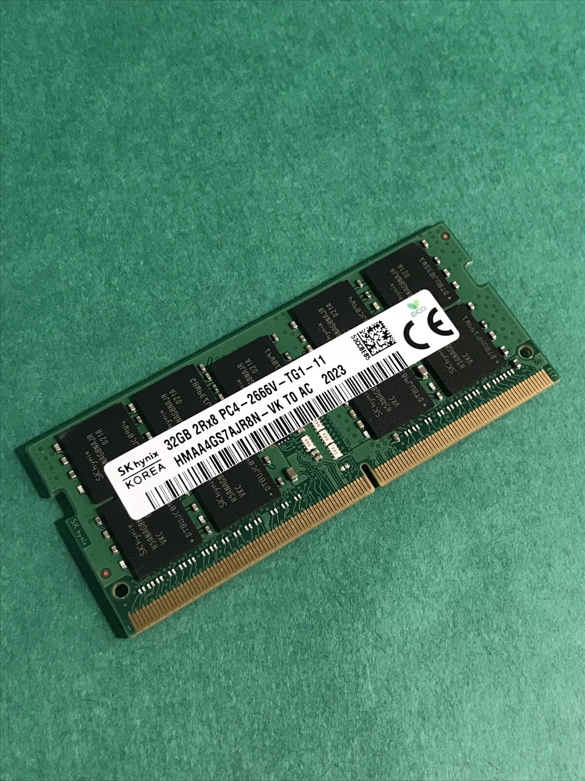 SK Hynix 32GB Laptop ECC RAM DDR4  2Rx8 PC4-2666V-TG1 HMAA4GS7AJR8N-VK