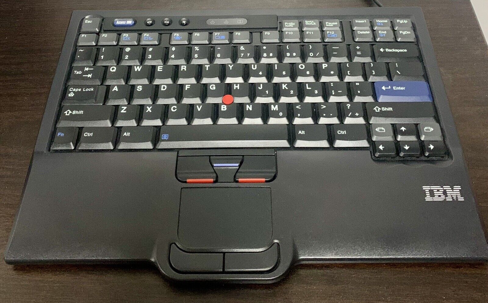IBM ThinkPad UltraNav USB KEYBOARD With Trackpad Model SK-8845R P/N 40K9400