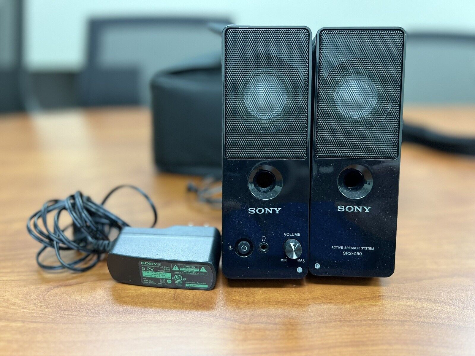 Sony SRS-Z50 Computer Desktop Speakers System + All Wires External
