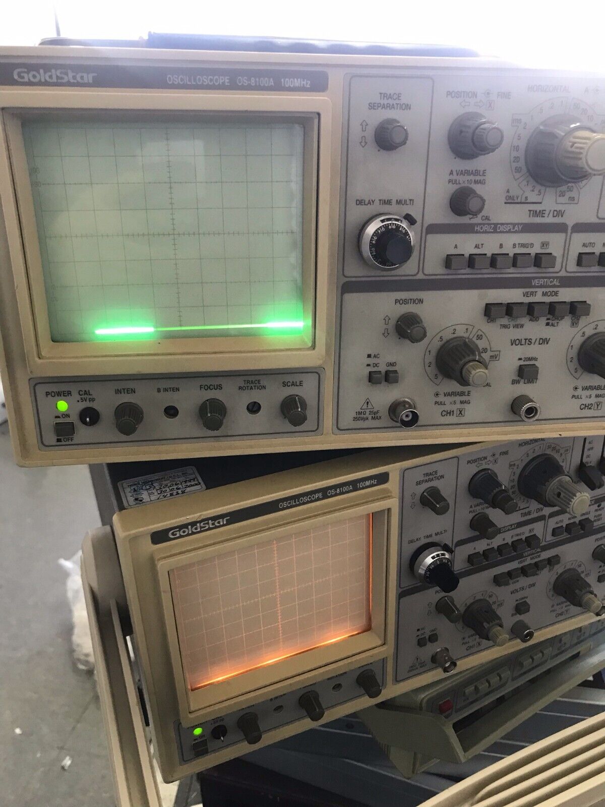 LOTS OF 4X  Goldstar Oscilloscope OS-8100A  100MHZ