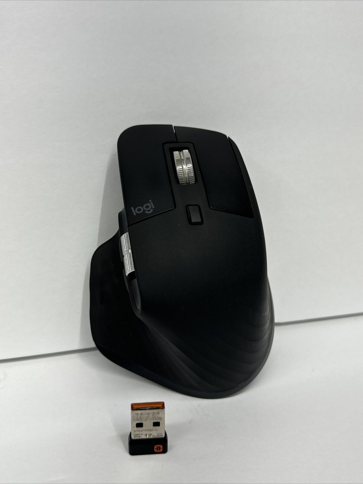 Logitech MX Master 3 Bluetooth Wireless Mouse - Black-USED