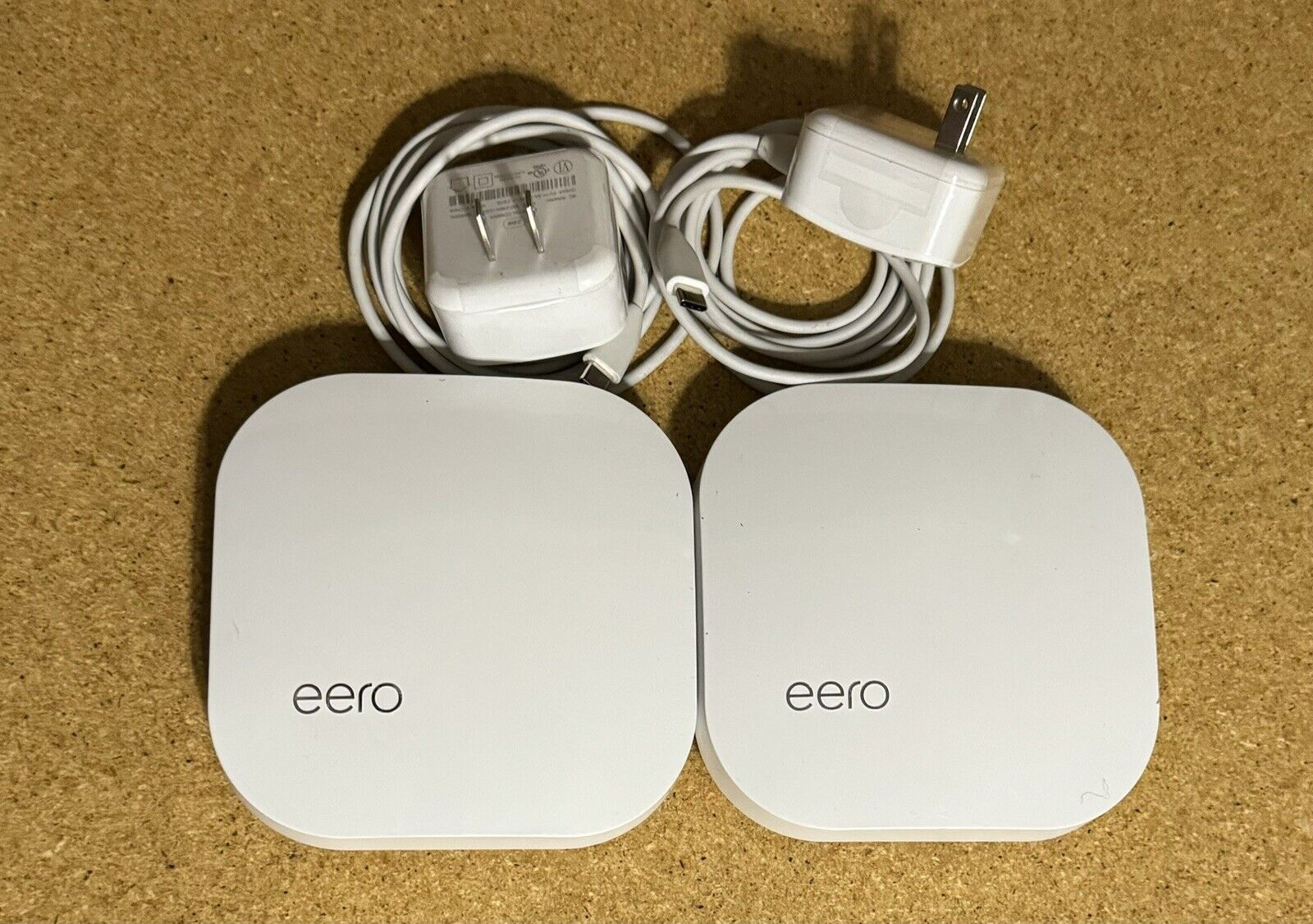EERO Pro Mesh B010001 2nd Generation WiFi System White - Set of 2 *FAST SHIPPING