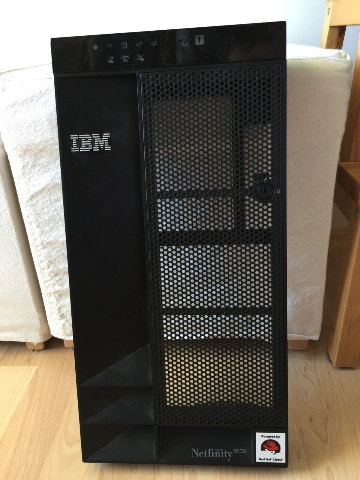IBM Netfinity 5100/5600 Face Plate and Door