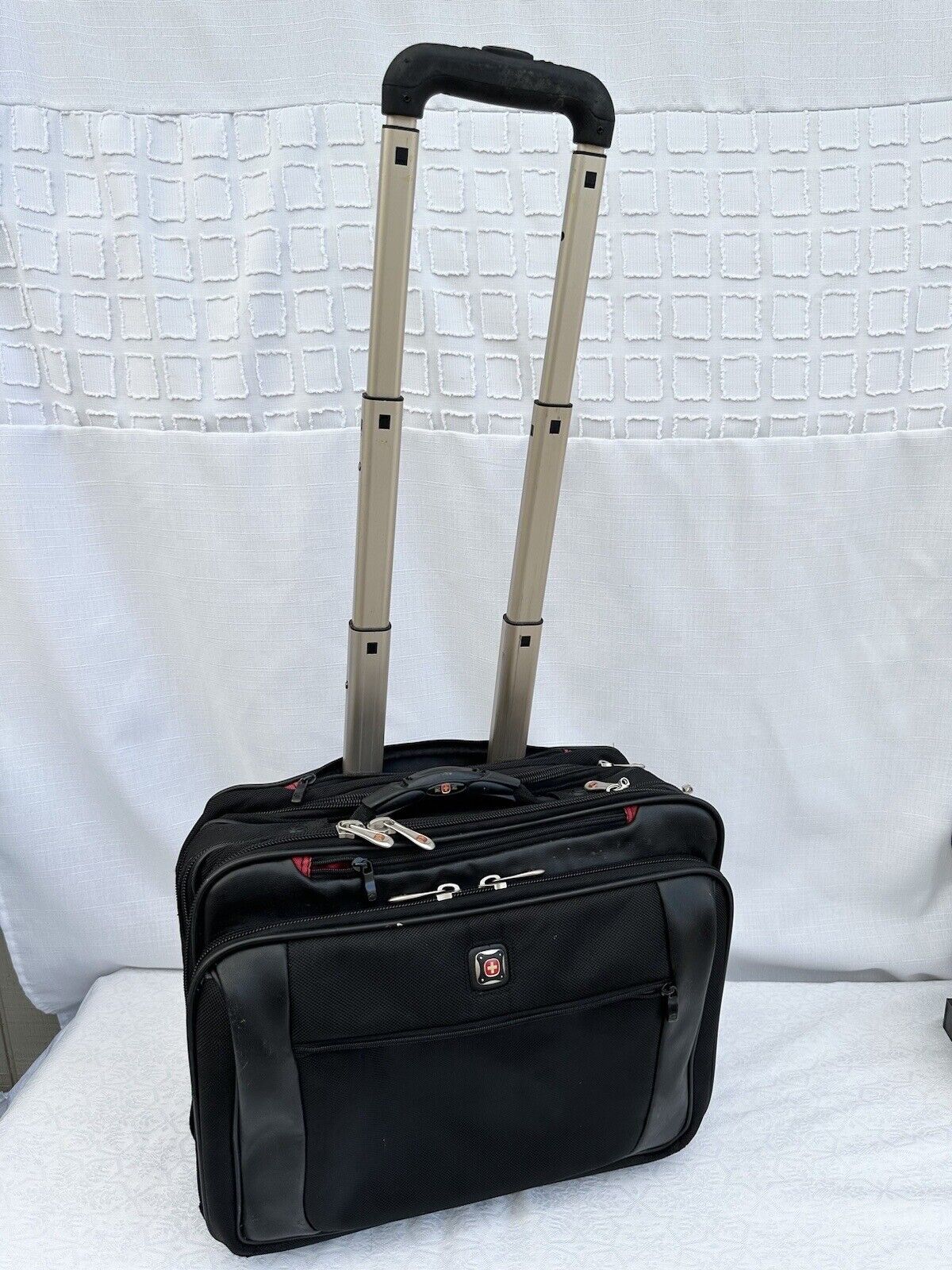 SWISSGEAR Wenger Patriot Rolling 1 Piece Business Bag Luggage Black Rolling