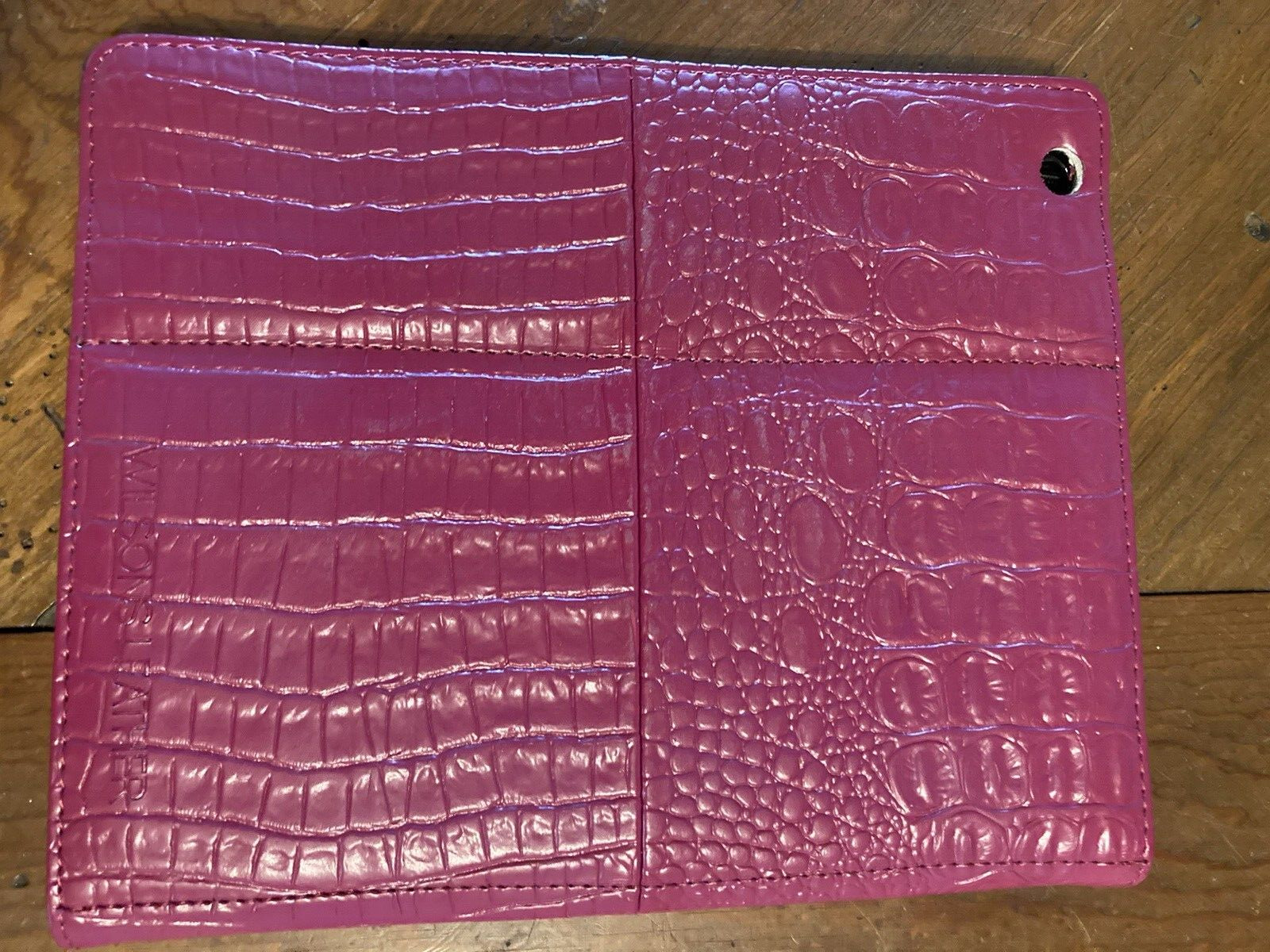 Vintage iPad Alligator Wilsons Leather Ultra Slim Lightweight Hard Case Cover