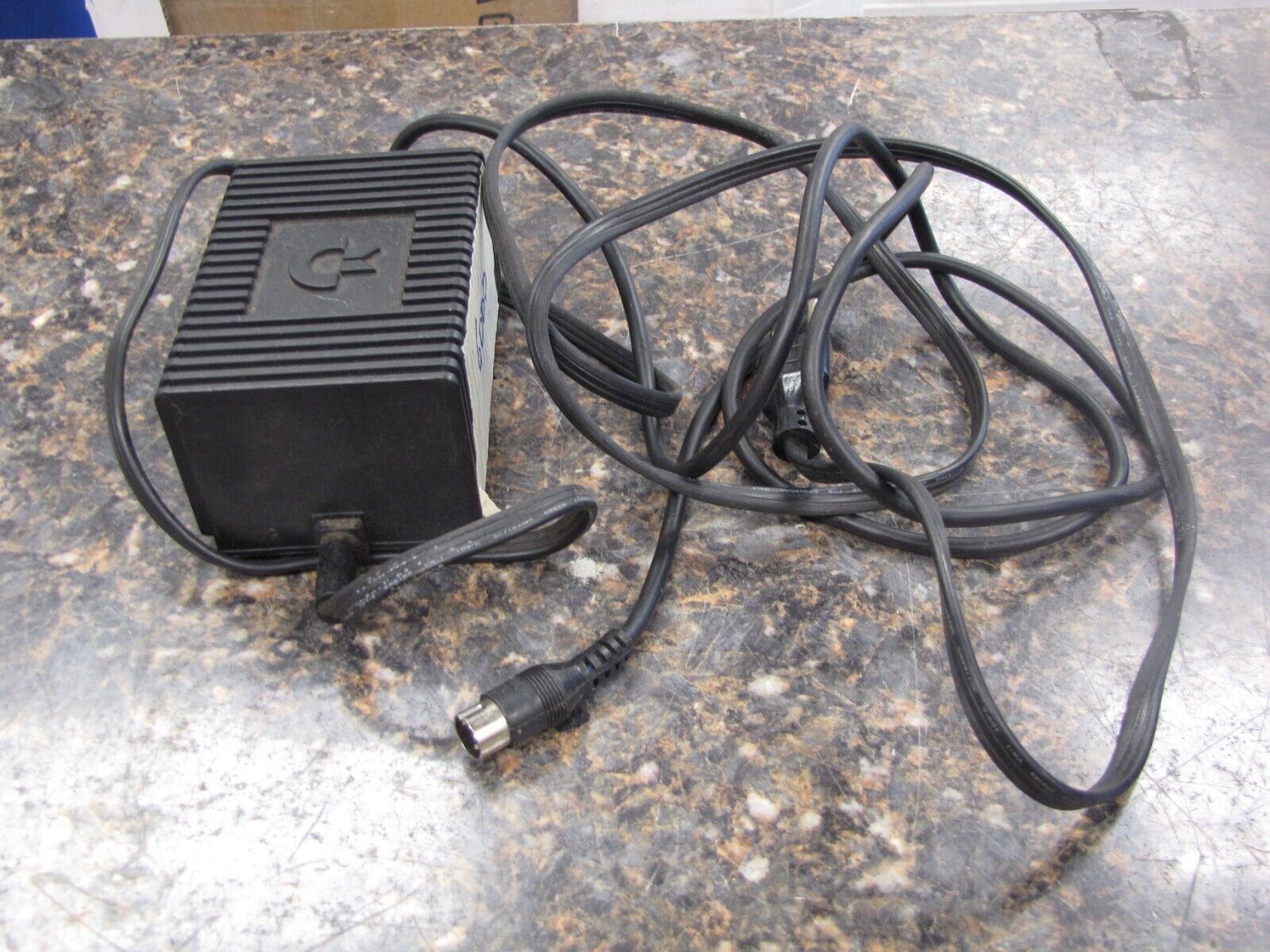 Vintage Original Commodore 251053-02 Power Supply - Works - K13