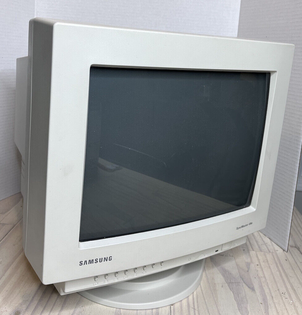 Vintage 1996 SAMSUNG SyncMaster 4Ne CSN5987 Monitor Collectors Off White