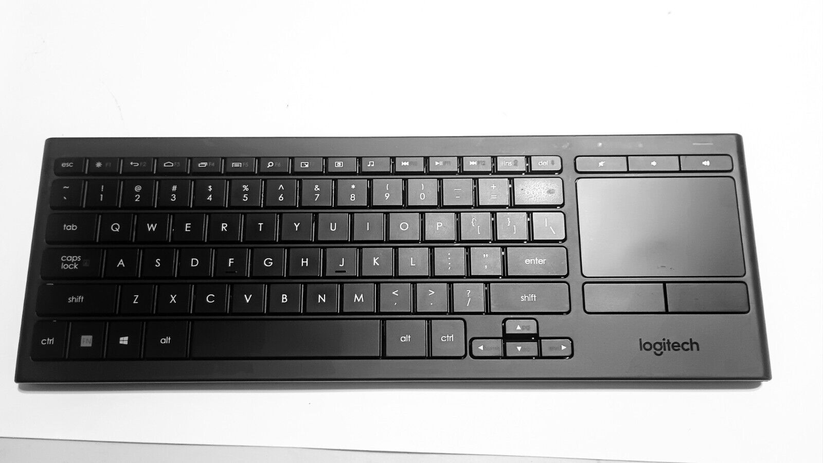 Logitech K830 Wireless Illuminated Keyboard w/ Touchpad - US English NO DONGLE