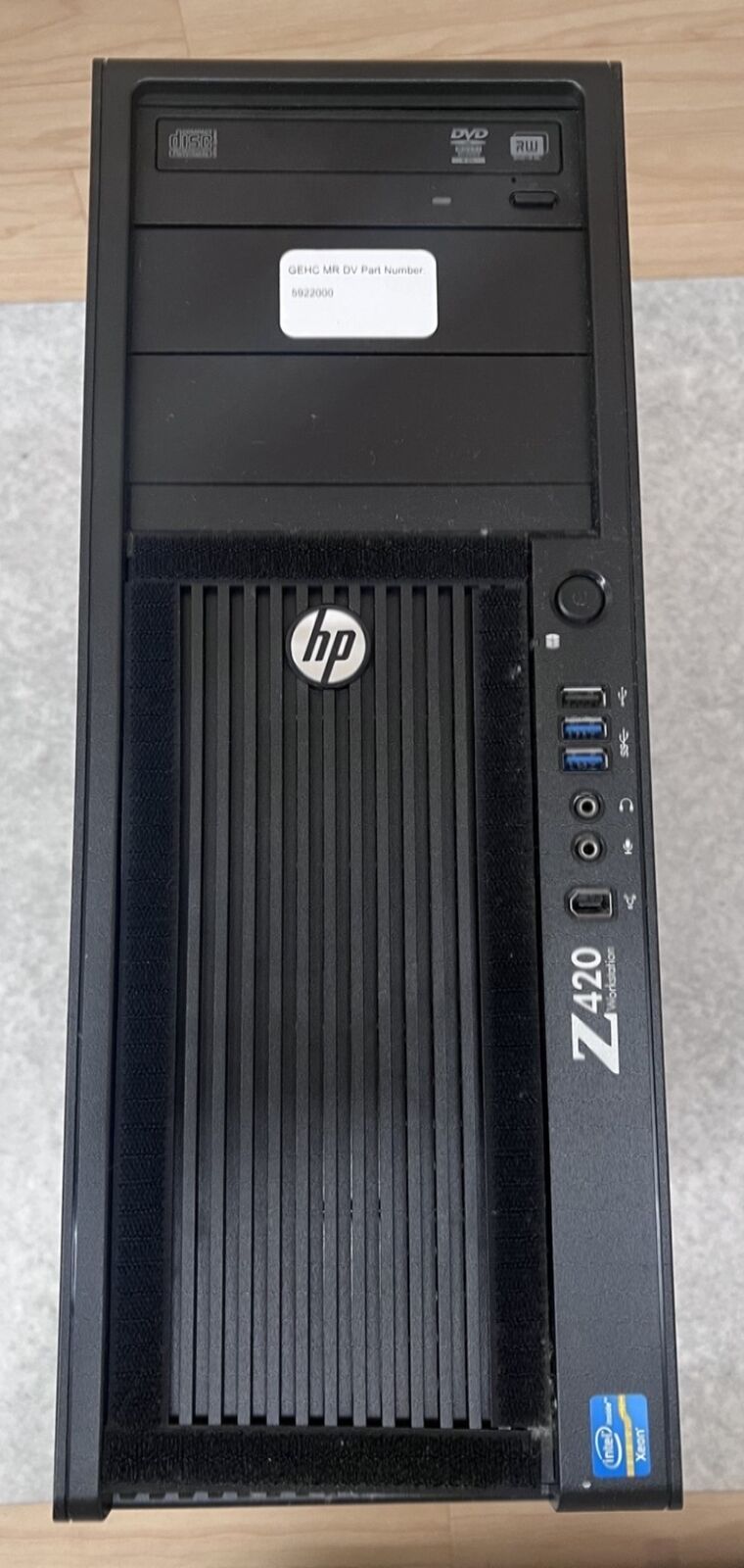 HP Z420 Workstation Xeon E5-1620 3.60GHz 32GB RAM 2x Nvidia Quadro K600 READ