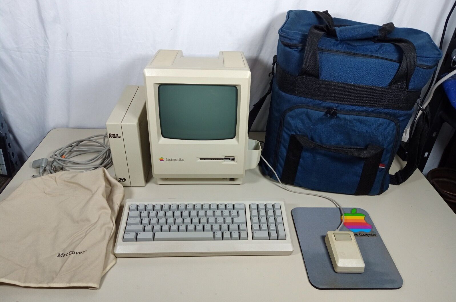 Vintage Apple Macintosh Plus 1MB M0001A w/Keyboard, Mouse, Bag, Data Frame 20