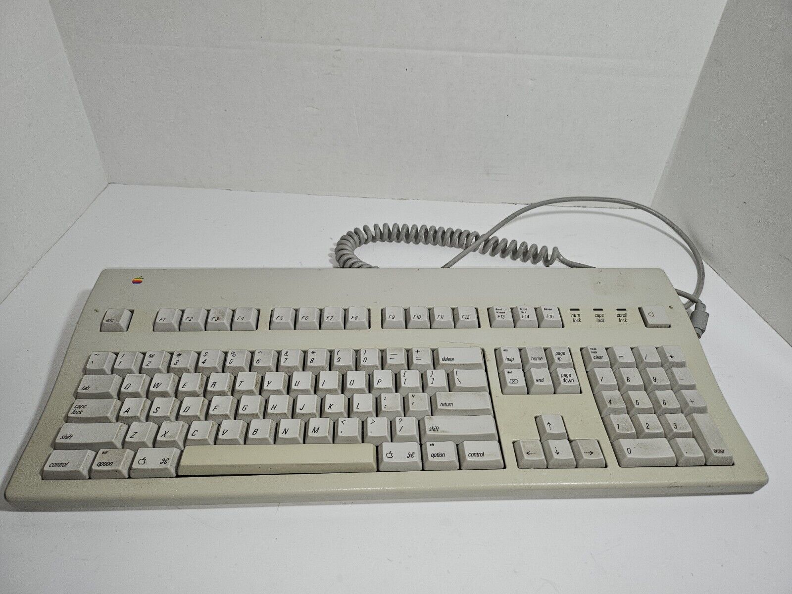 Vintage 1995 Apple Extended Keyboard II M3501 