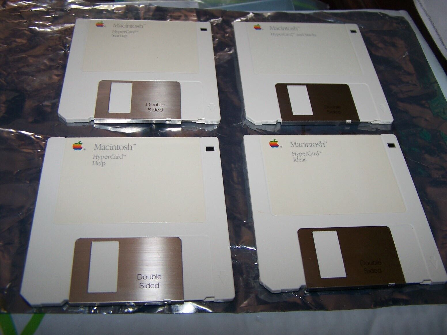 Apple Macintosh Hypercard on 4 800K Disks for vintage Macintosh - 1987