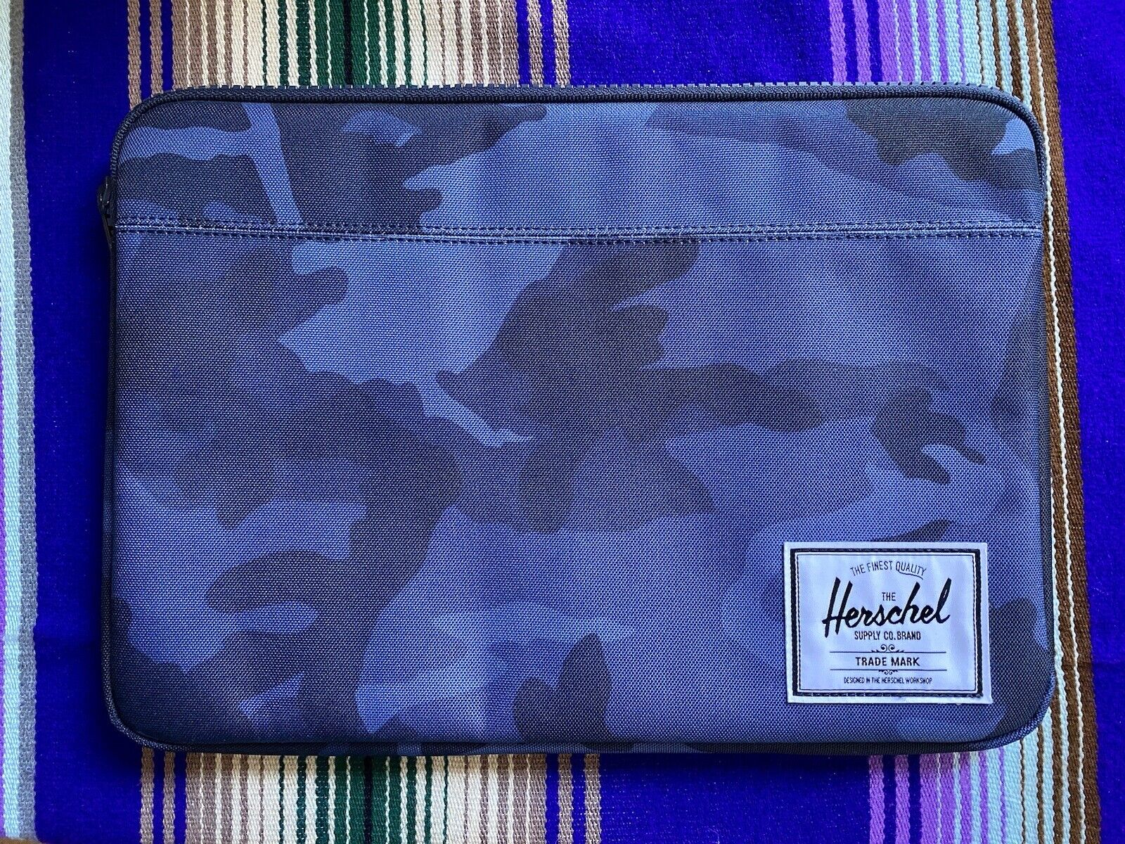 Herschel Supply Co BLUE CAMO Zippered Laptop Macbook Sleeve 13\