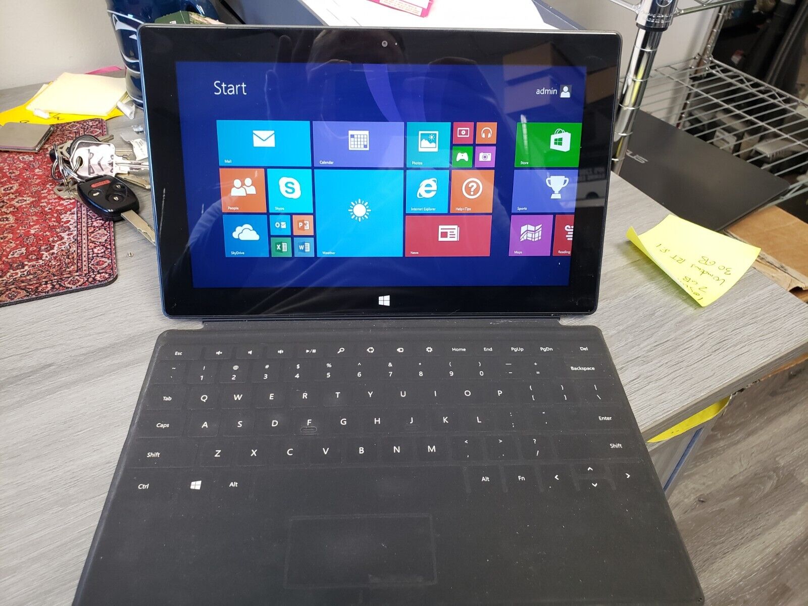 Microsoft Surface RT 1516 - 9
