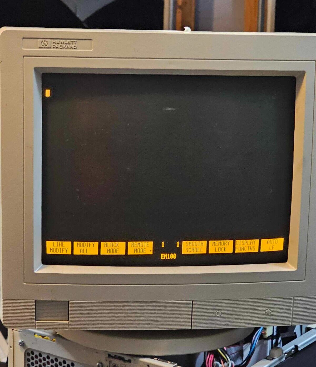 Retro Vintage HP 700/96, C1064A Terminal Monitor - Clean Tested Working