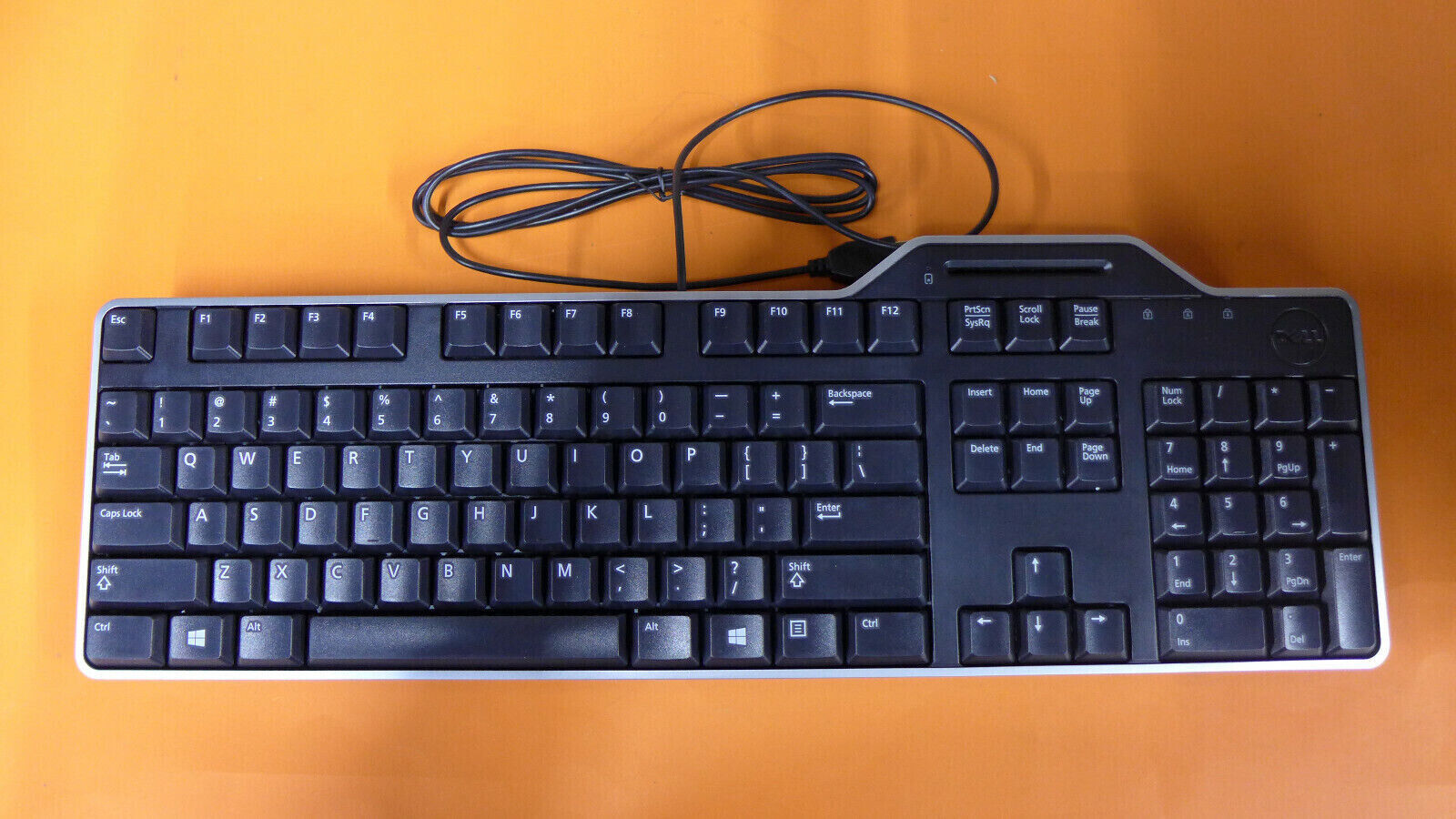 NEW Dell USB Keyboard w/Smart Card Reader Black KB813 34GPR