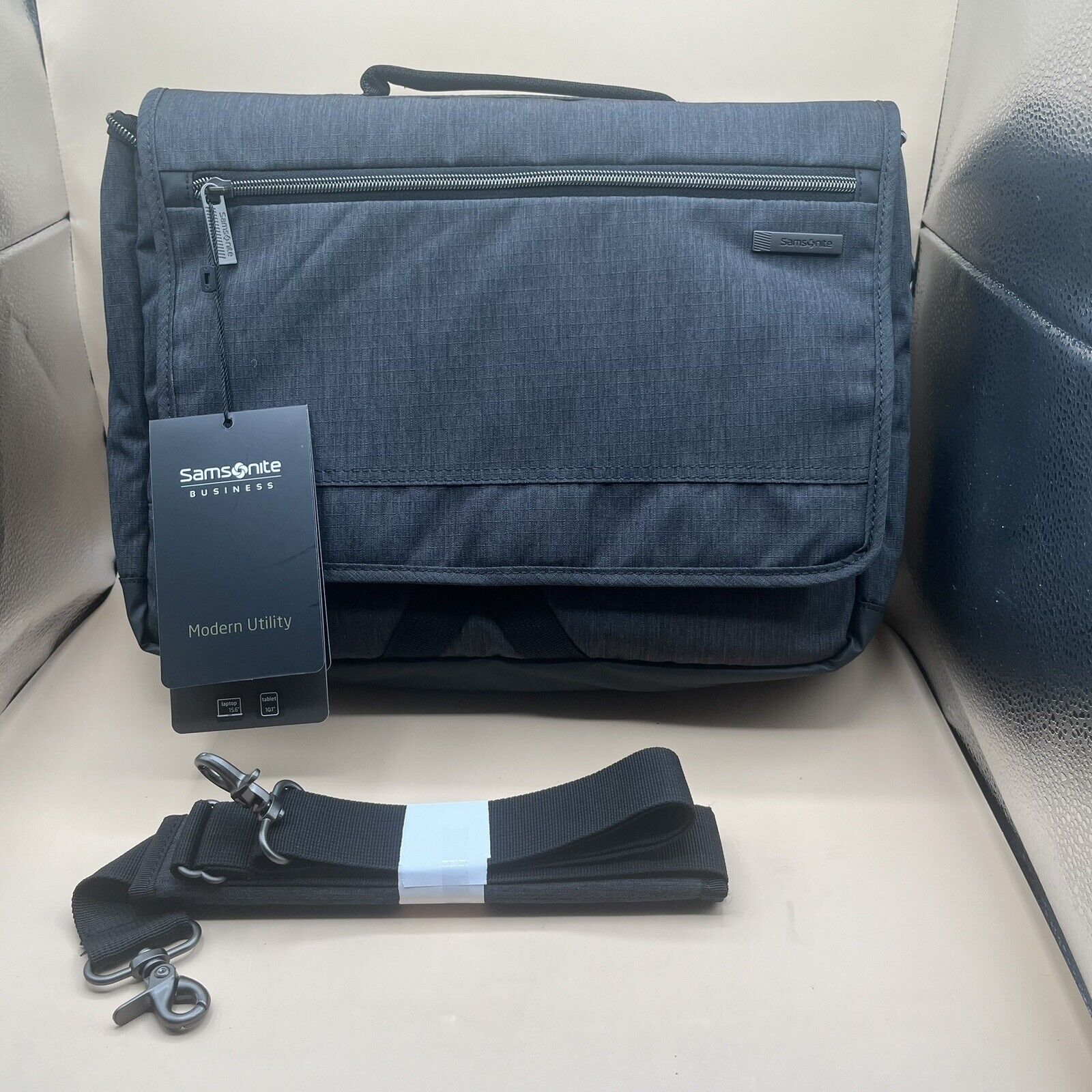 Samsonite Modern Utility Messenger Bag Charcoal heather NEW