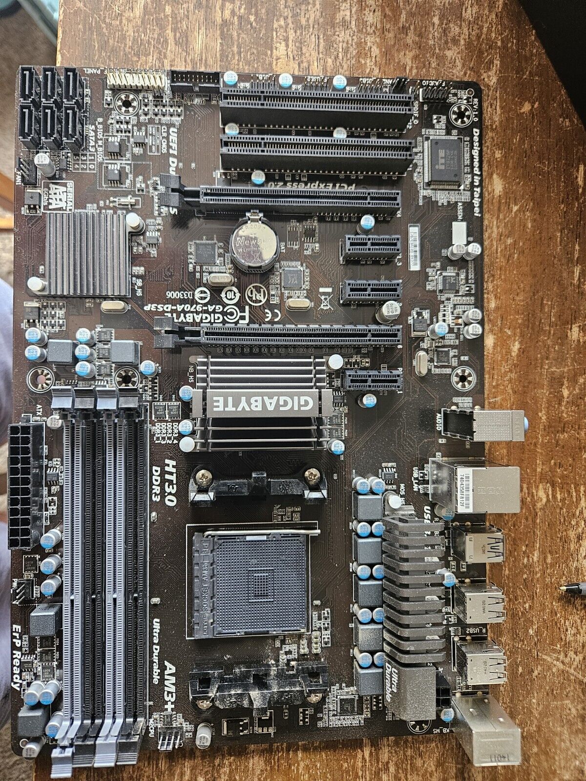 Gigabyte GA-970A-DS3P, AM3+, AMD Motherboard